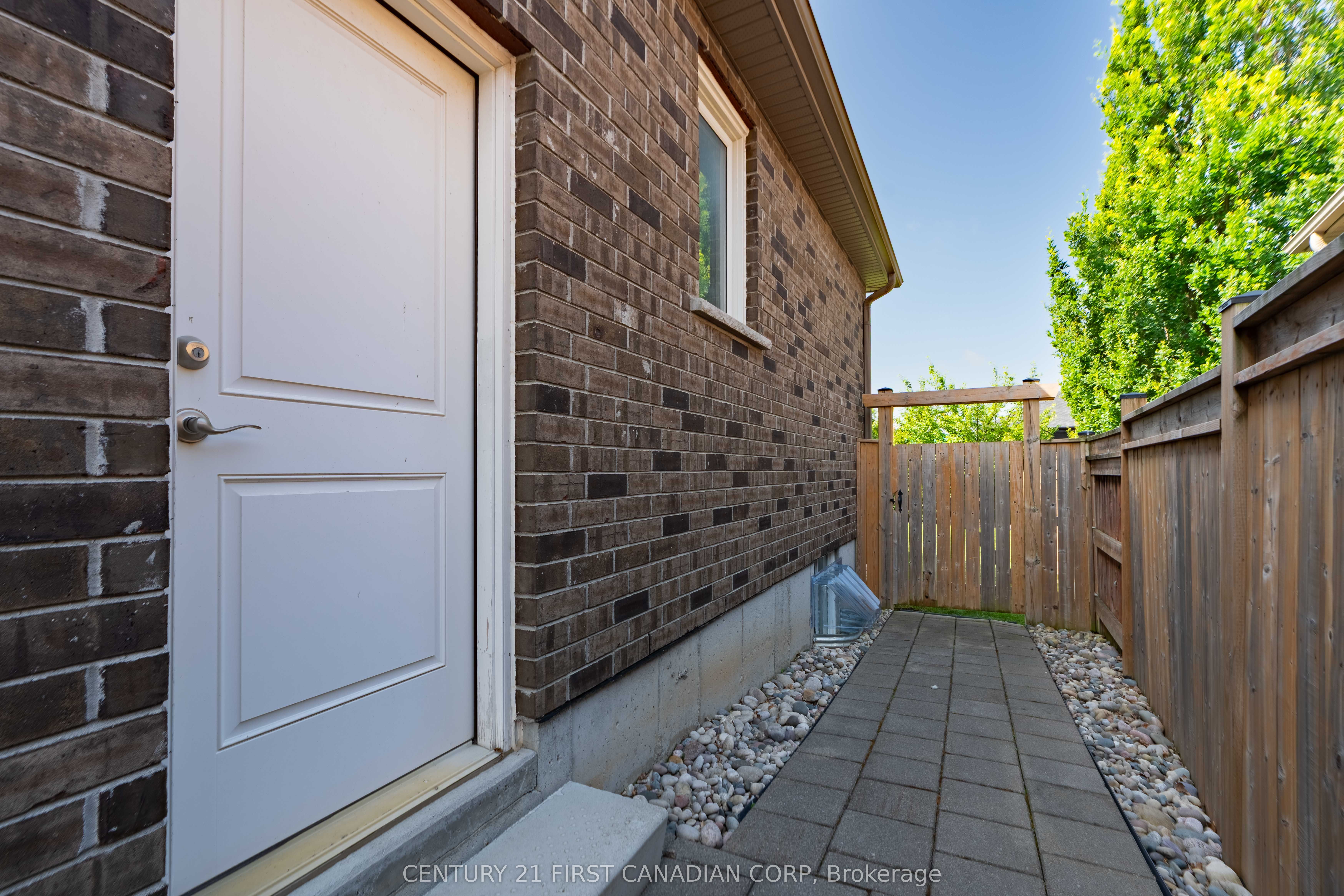 155 Spencer Avenue