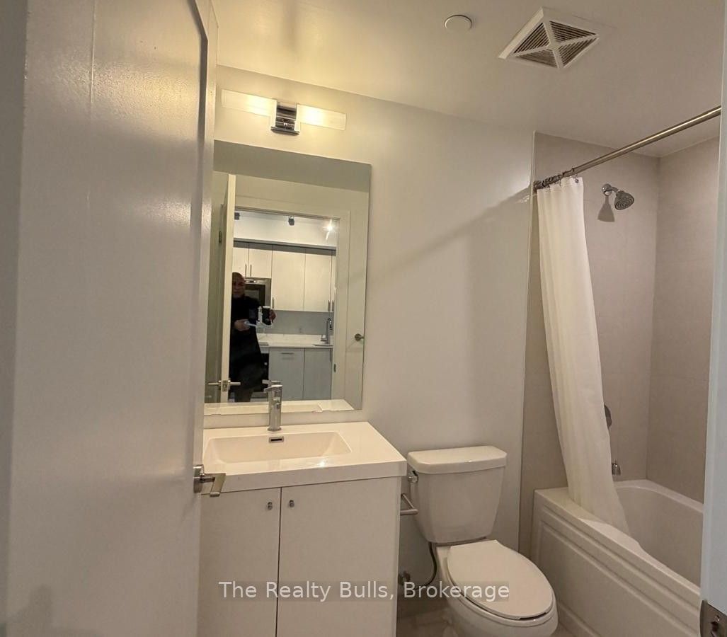 2545 Simcoe Street 235