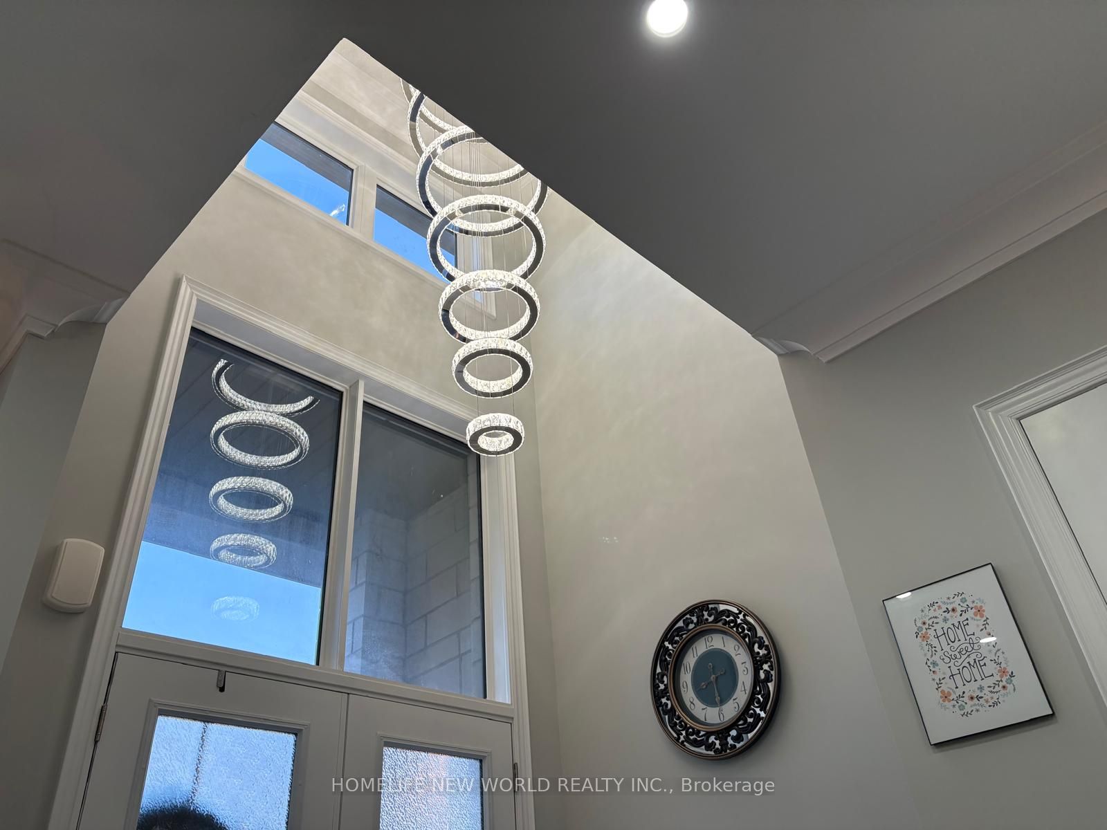 143 Mondial Crescent