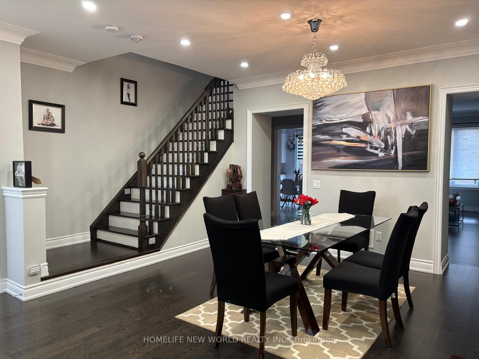 143 Mondial Crescent