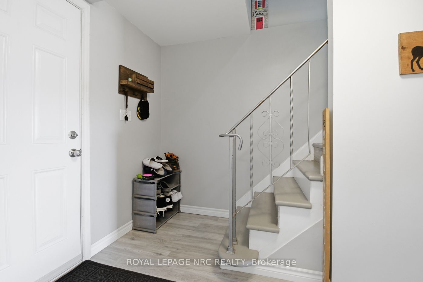 242 Lakeport Drive 12