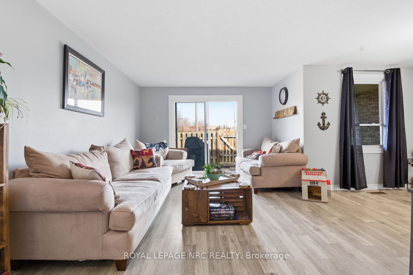 242 Lakeport Drive 12