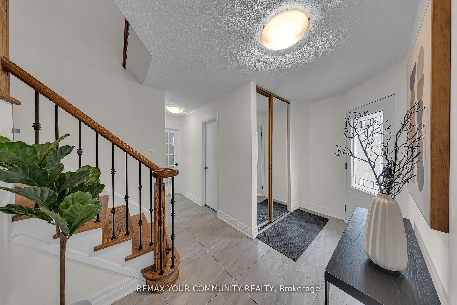 22 Madelaine Crescent