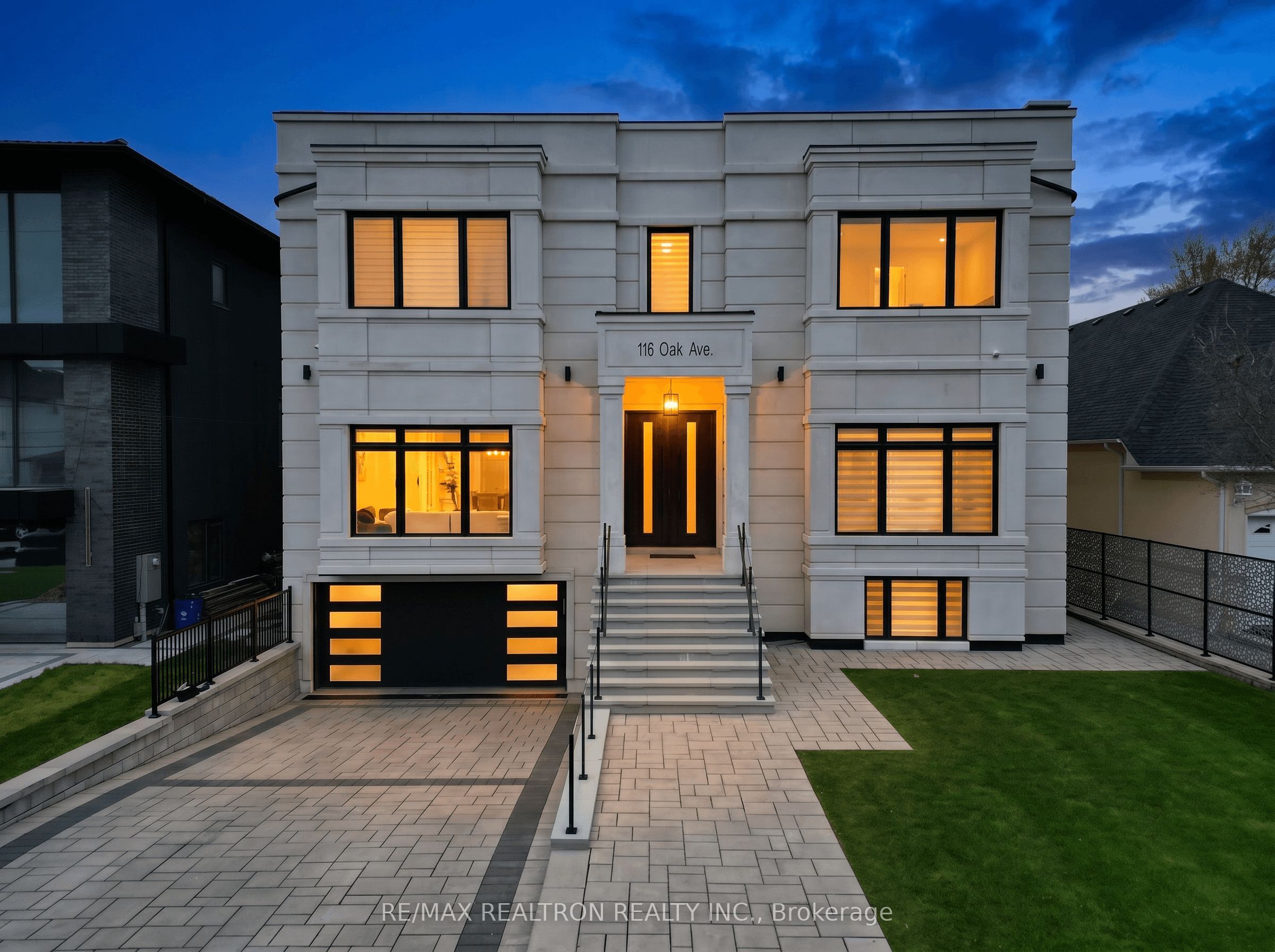 116 OAK Avenue