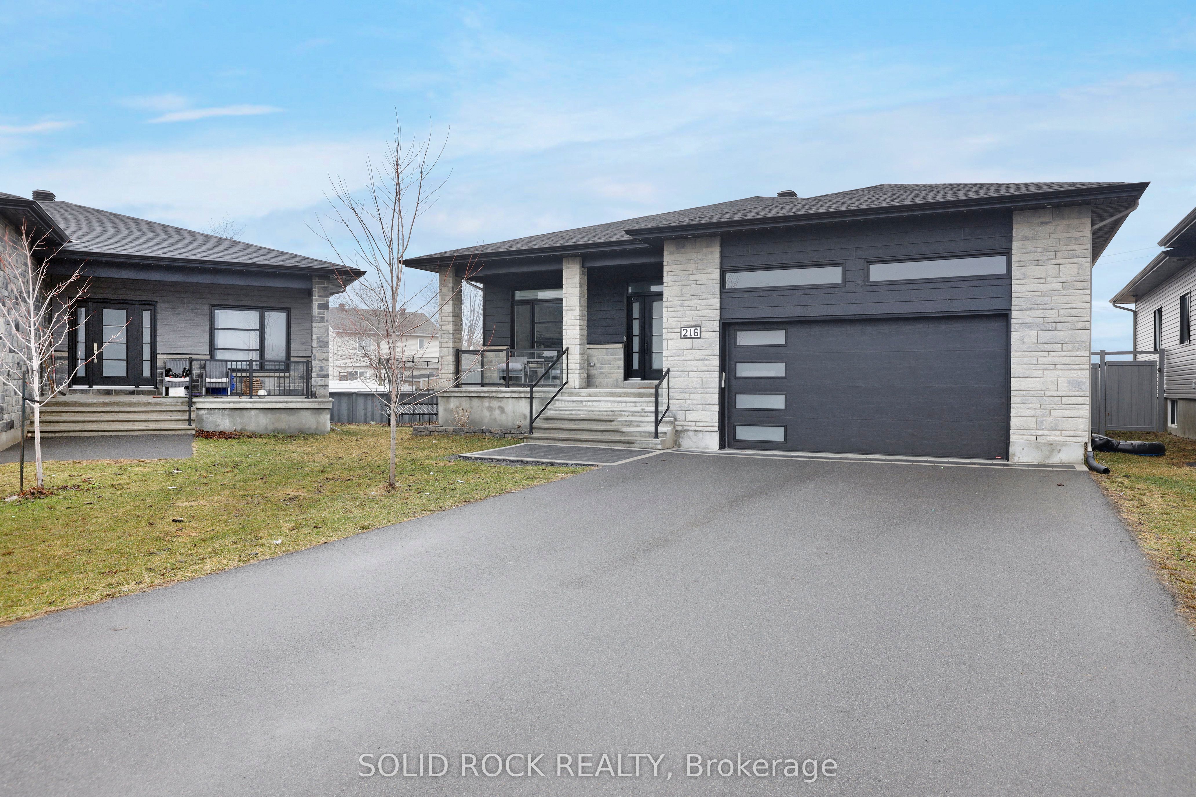 216 Filion Street