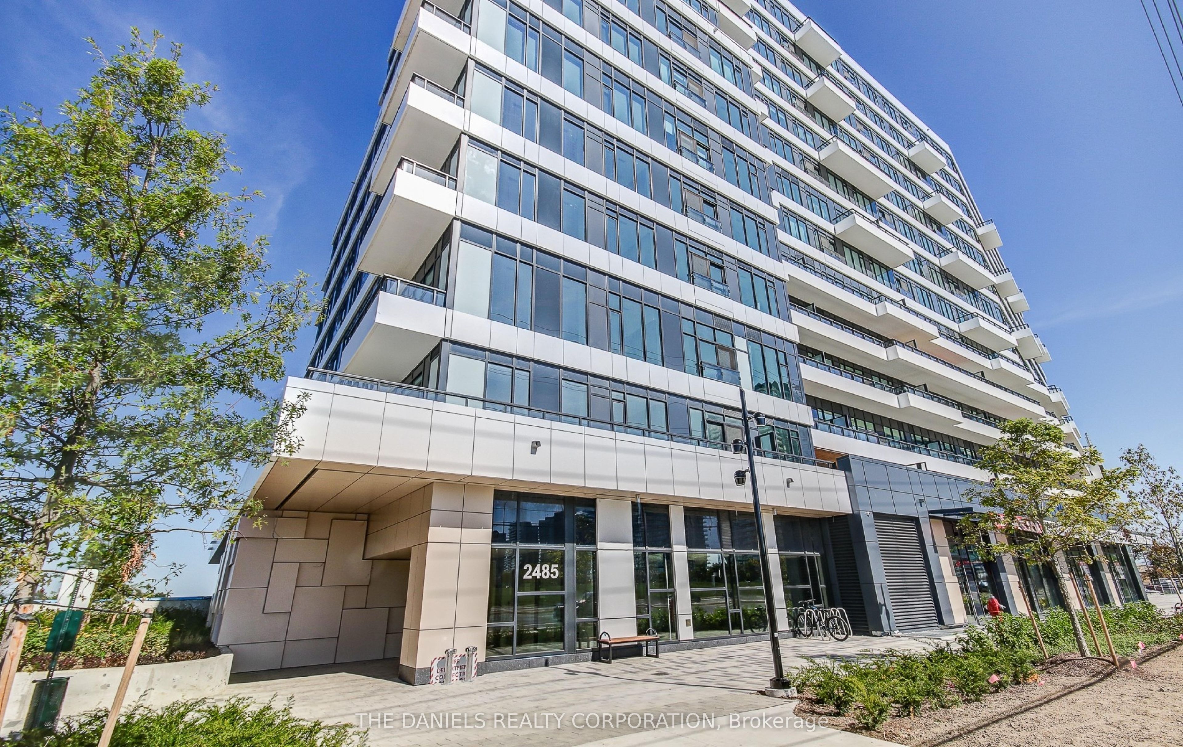 2485 Eglinton Avenue W 607