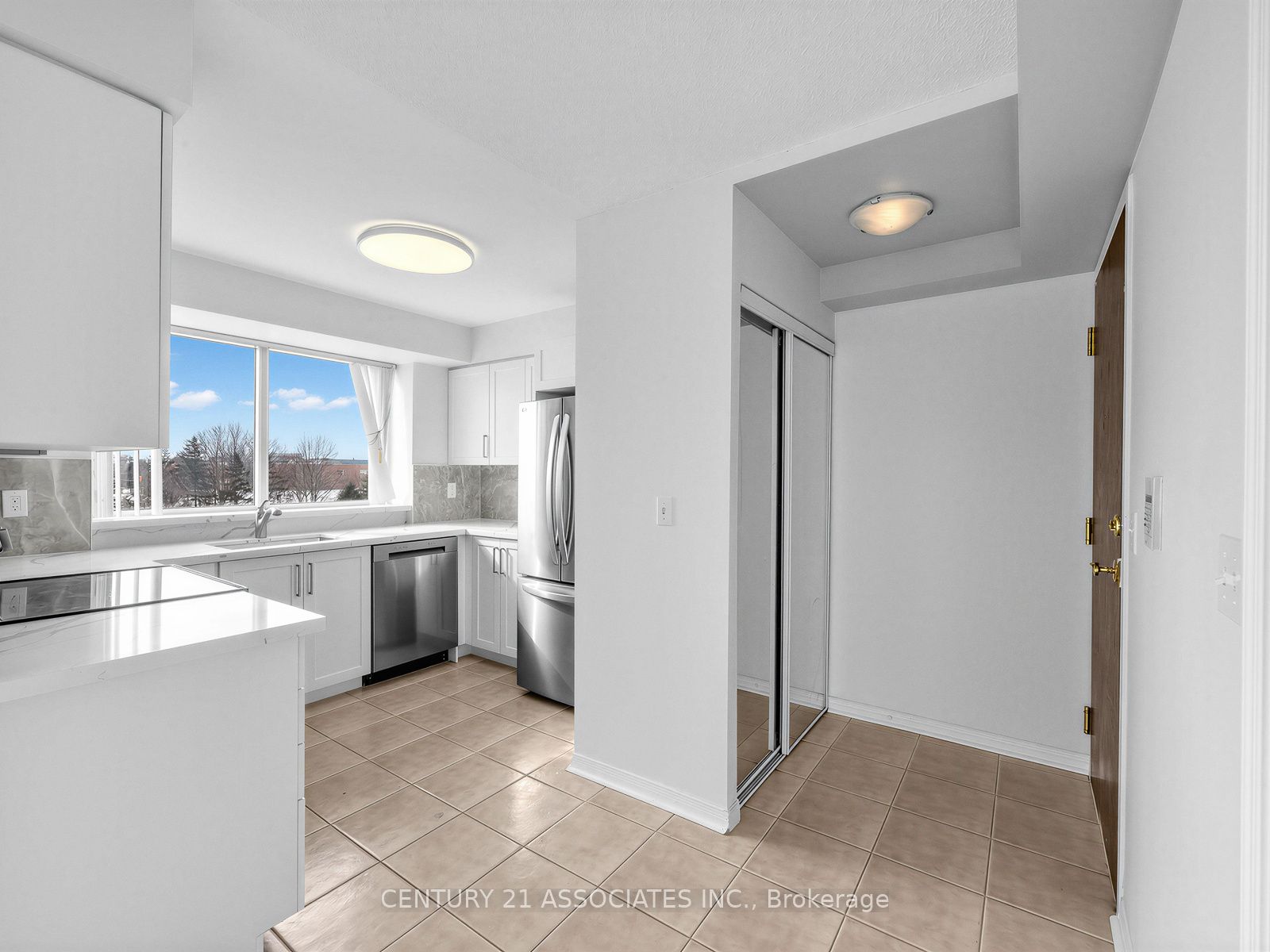 2585 Erin Centre Boulevard 408