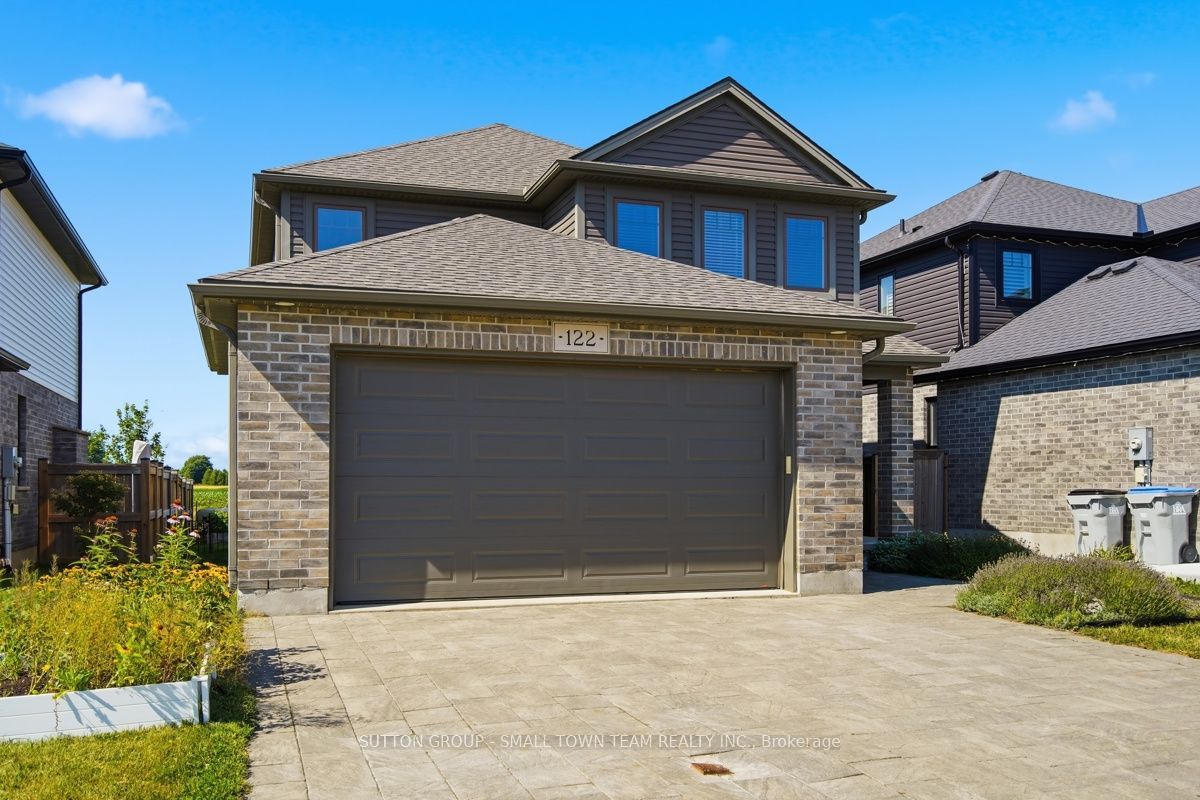 122 Gilmour Drive