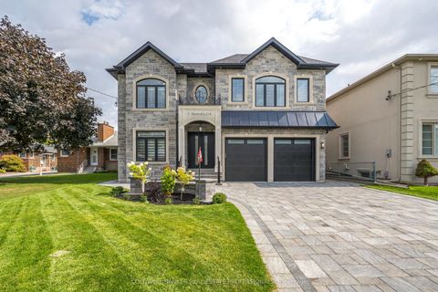 5 Barnsley Court Toronto E04 ON M1R 3X4