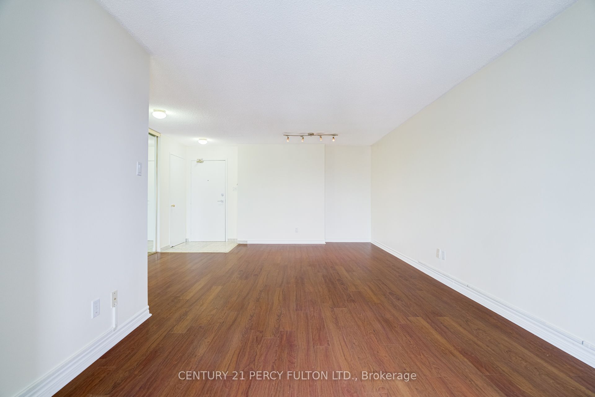 11753 Sheppard Avenue E 504