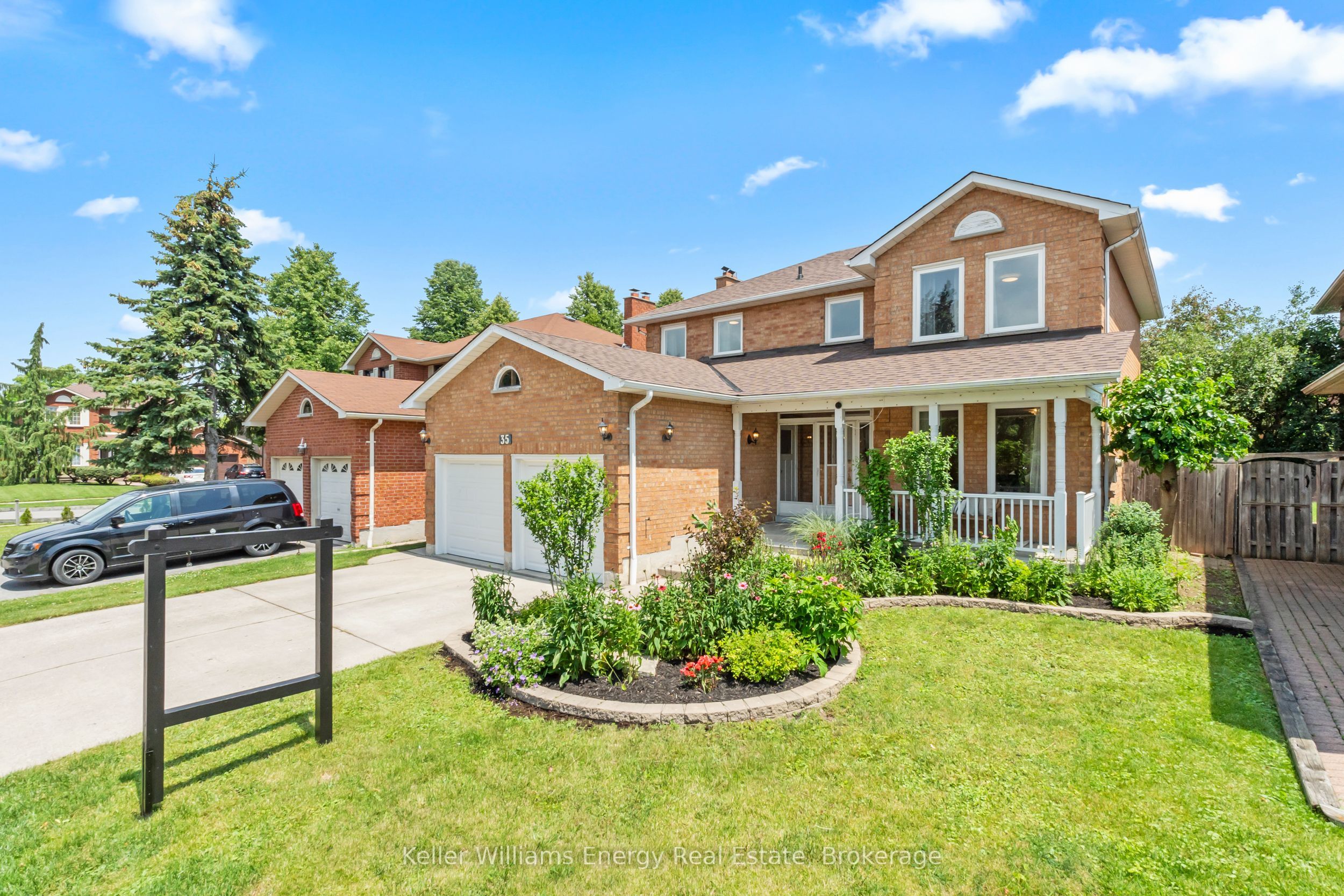 35 William Stephenson Drive