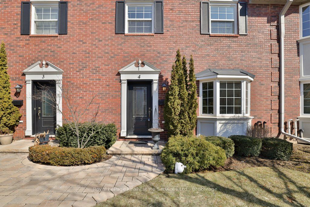 2407 Woodward Avenue 4