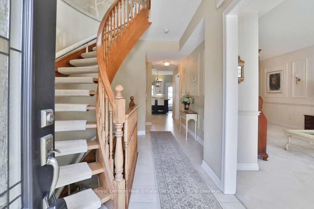 2407 Woodward Avenue 4