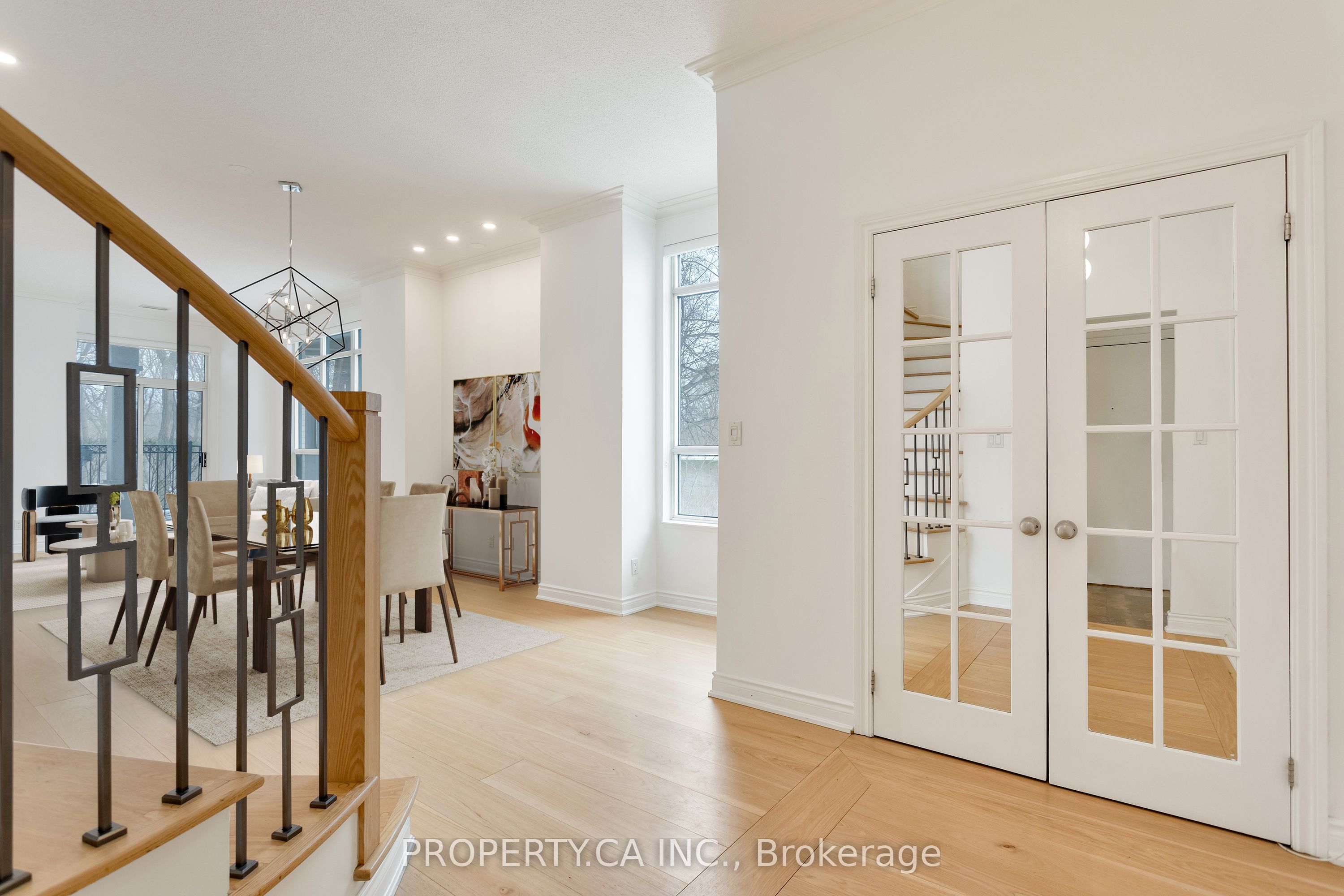 2 Aberfoyle Crescent 105