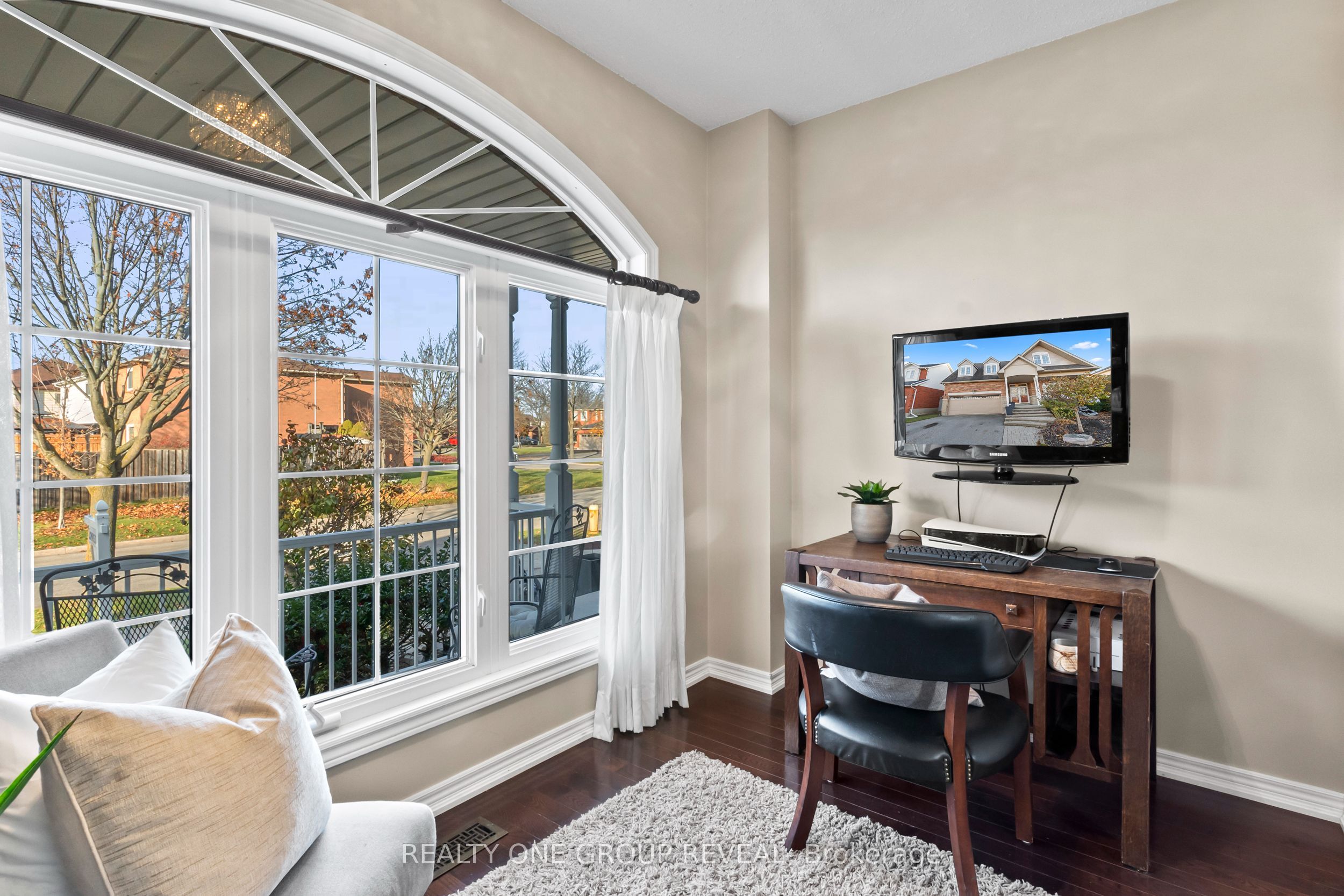 119 Clayton Crescent