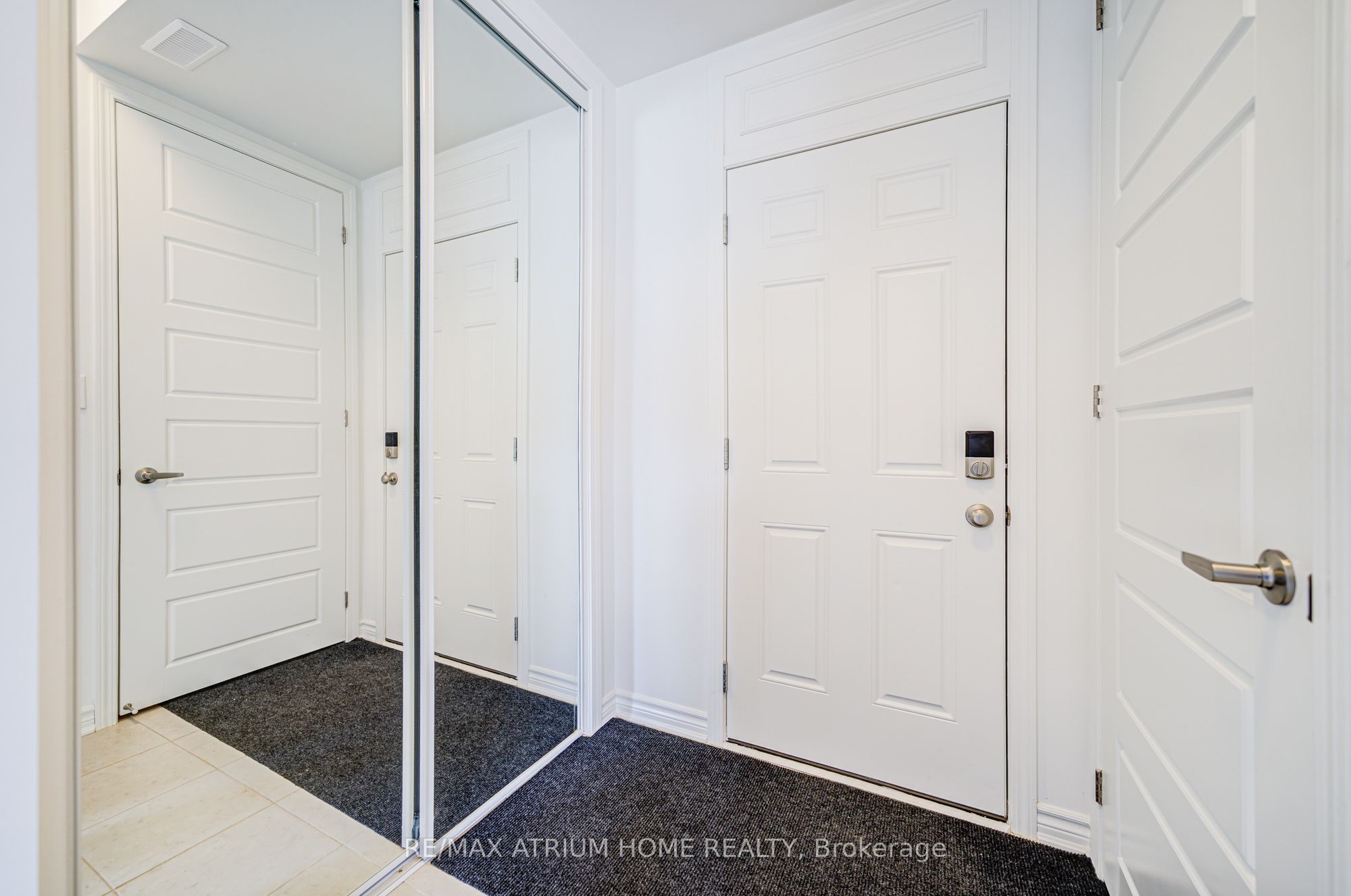 1377 William Halton Parkway