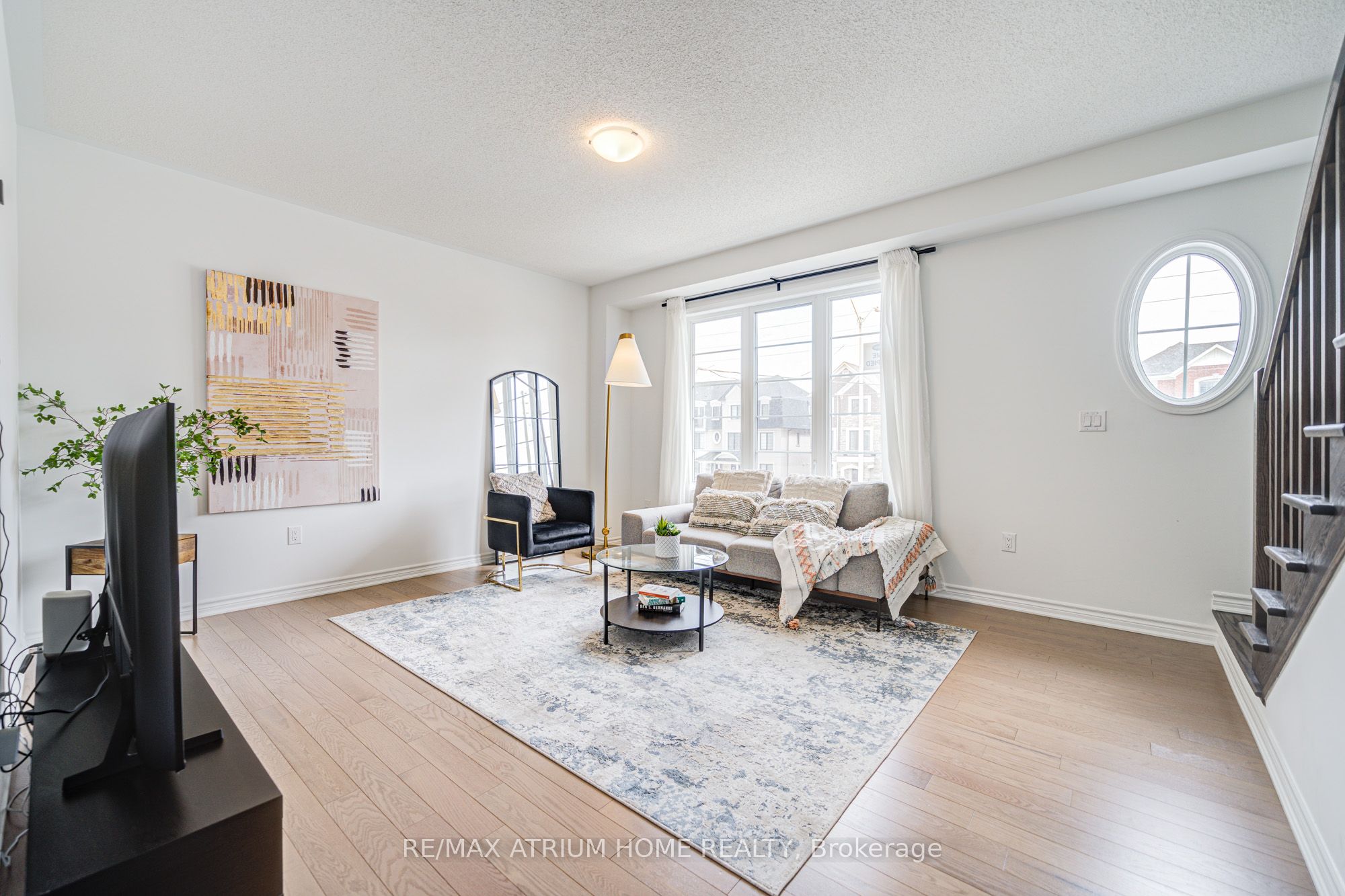 1377 William Halton Parkway
