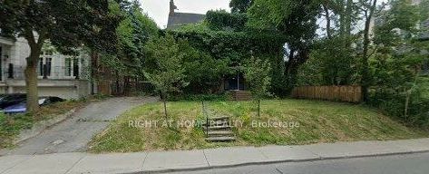 205 Heath Street W