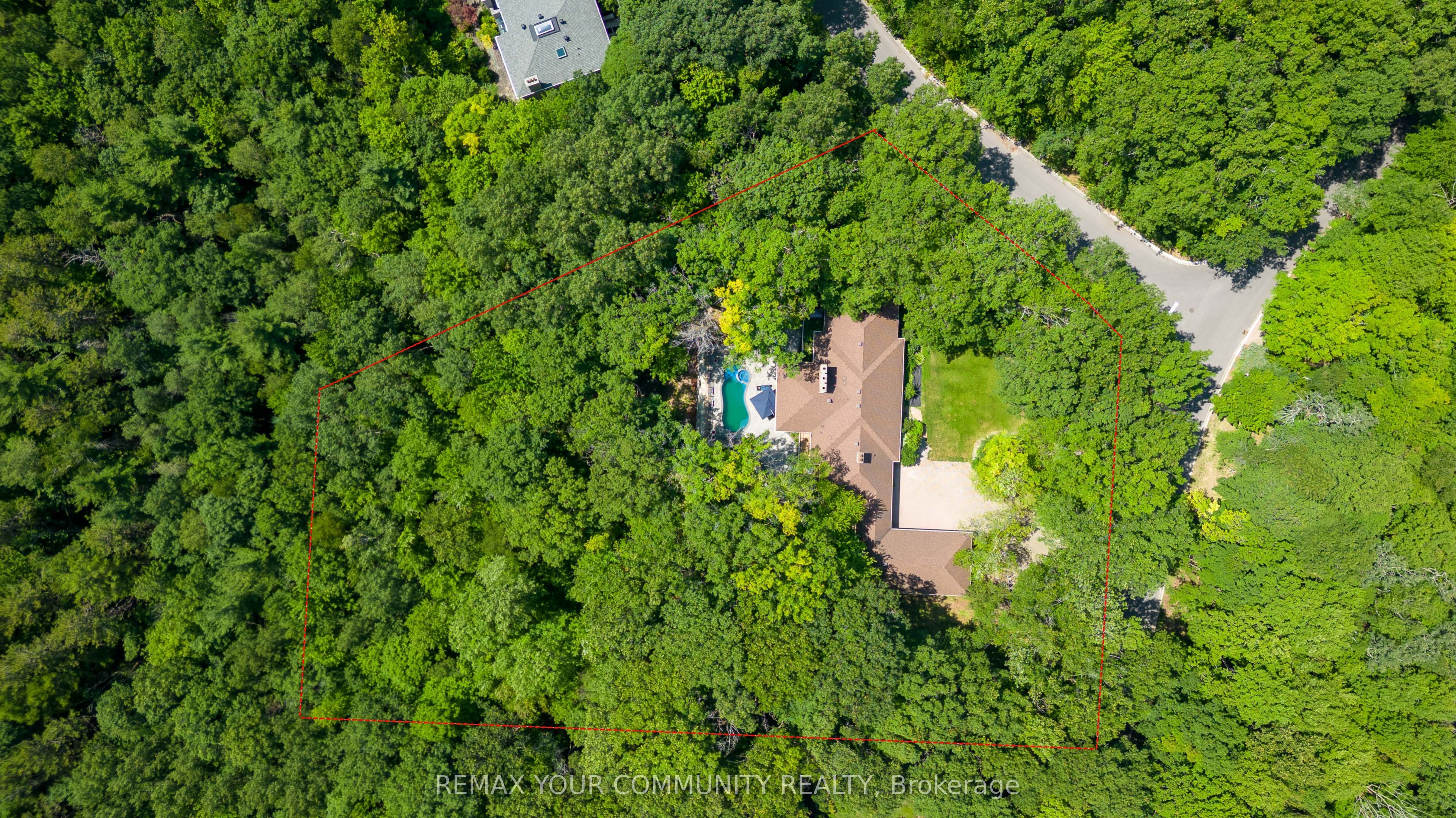 76 Trailwood Crescent