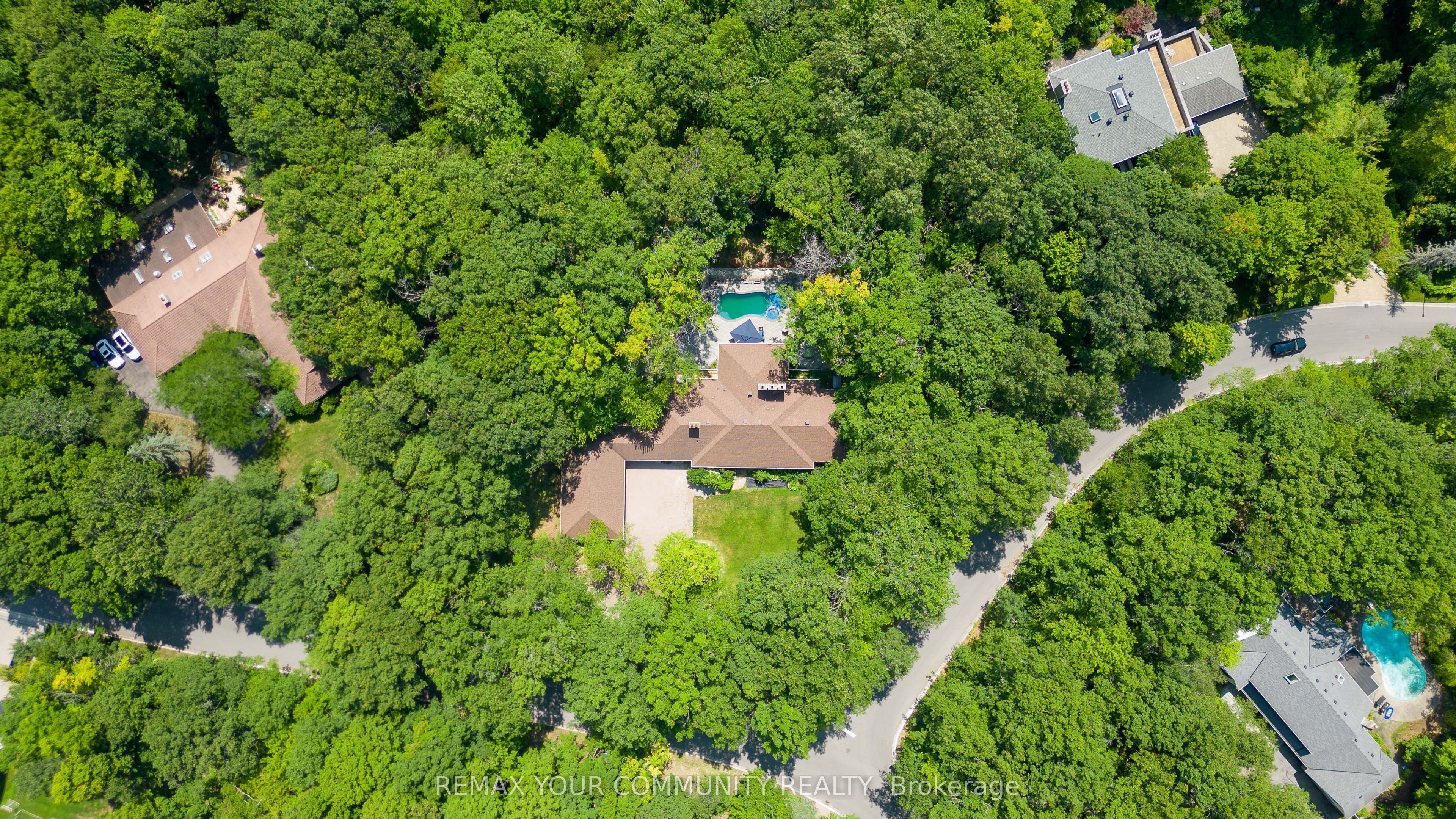 76 Trailwood Crescent