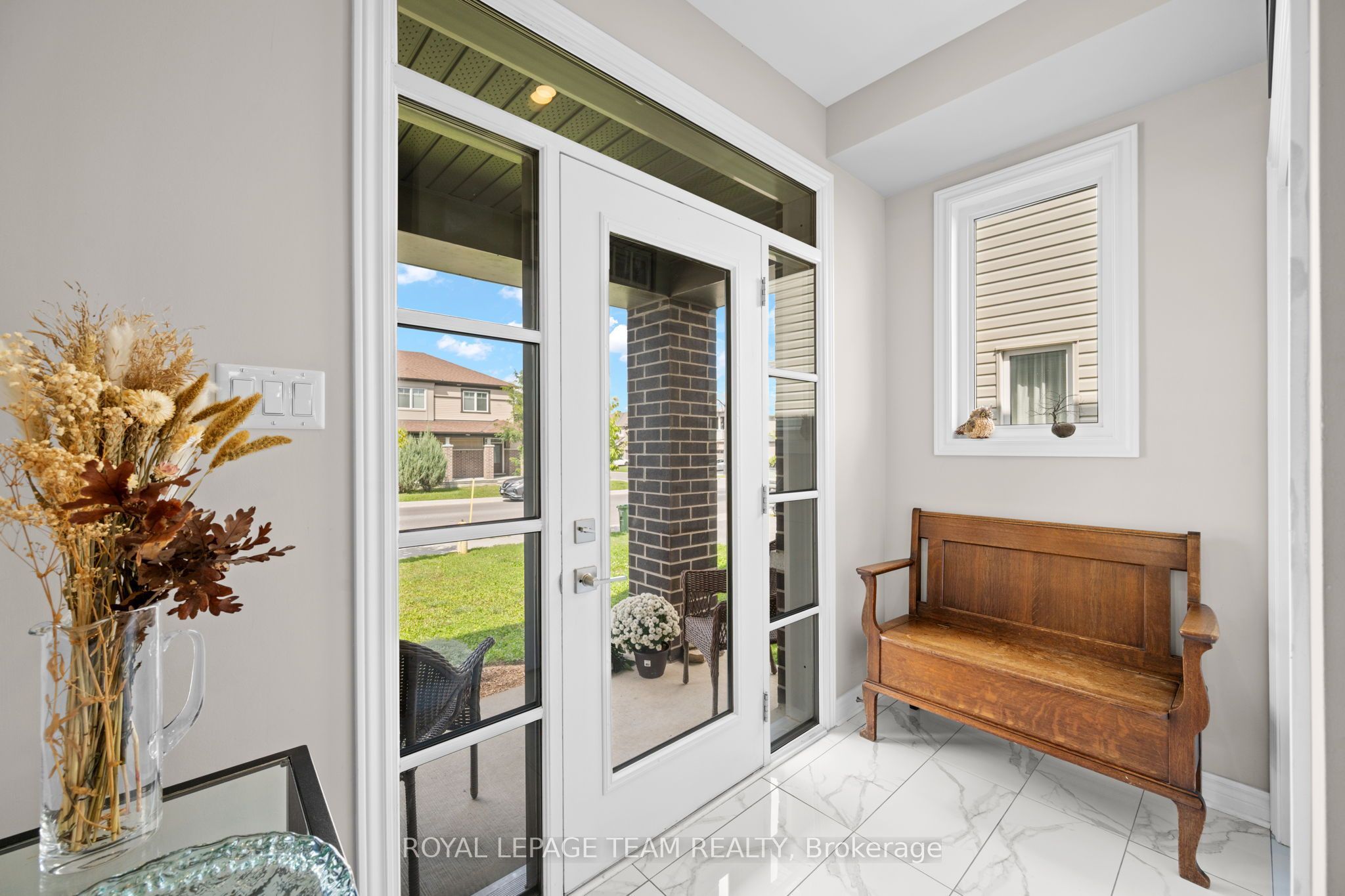 249 Kimpton Drive