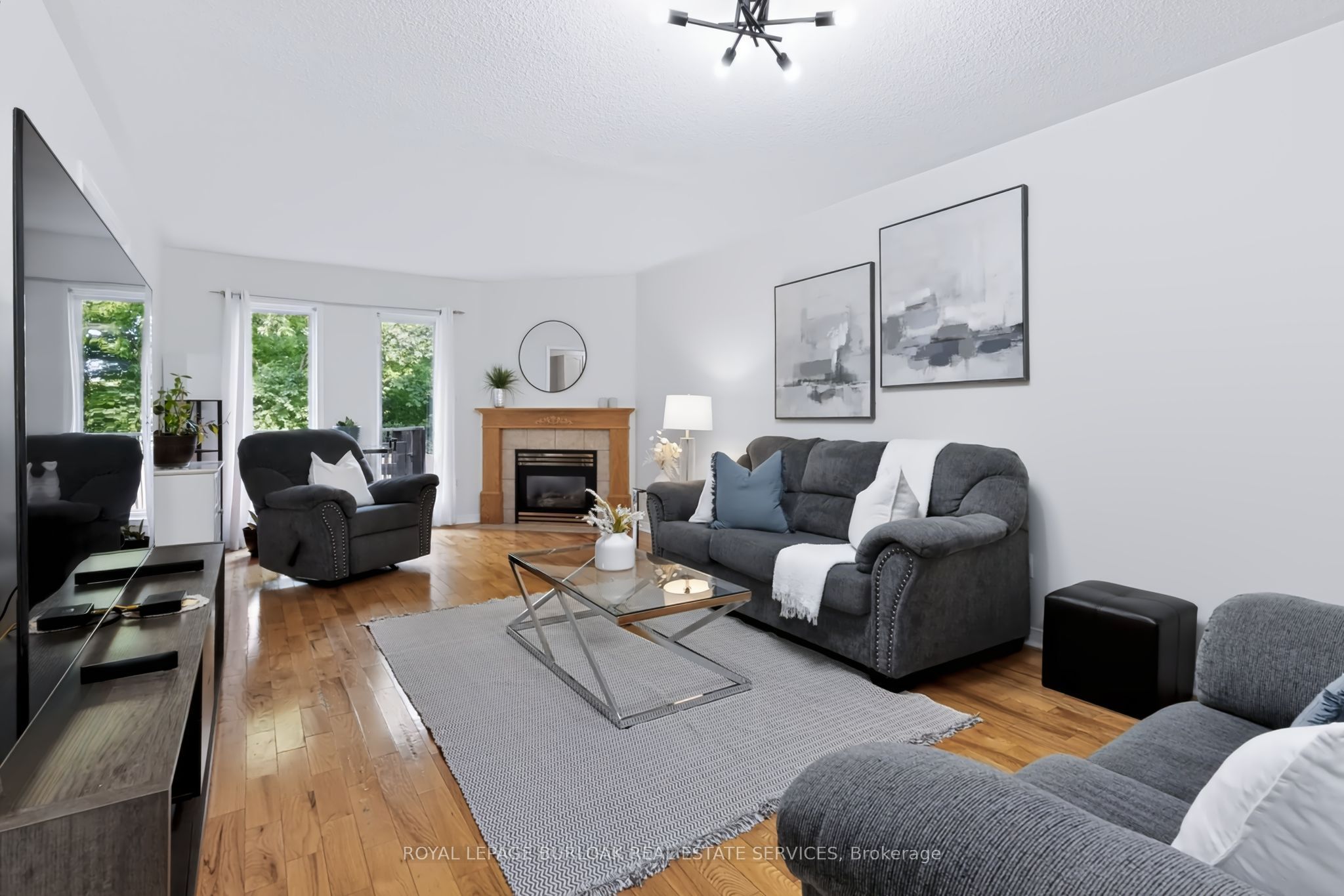 4130 Foxwood Drive