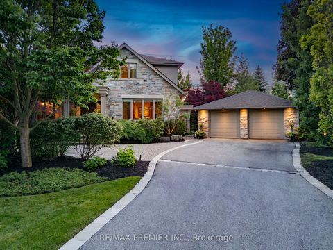 43 Edenvale Crescent Toronto W08 ON M9A 4A5