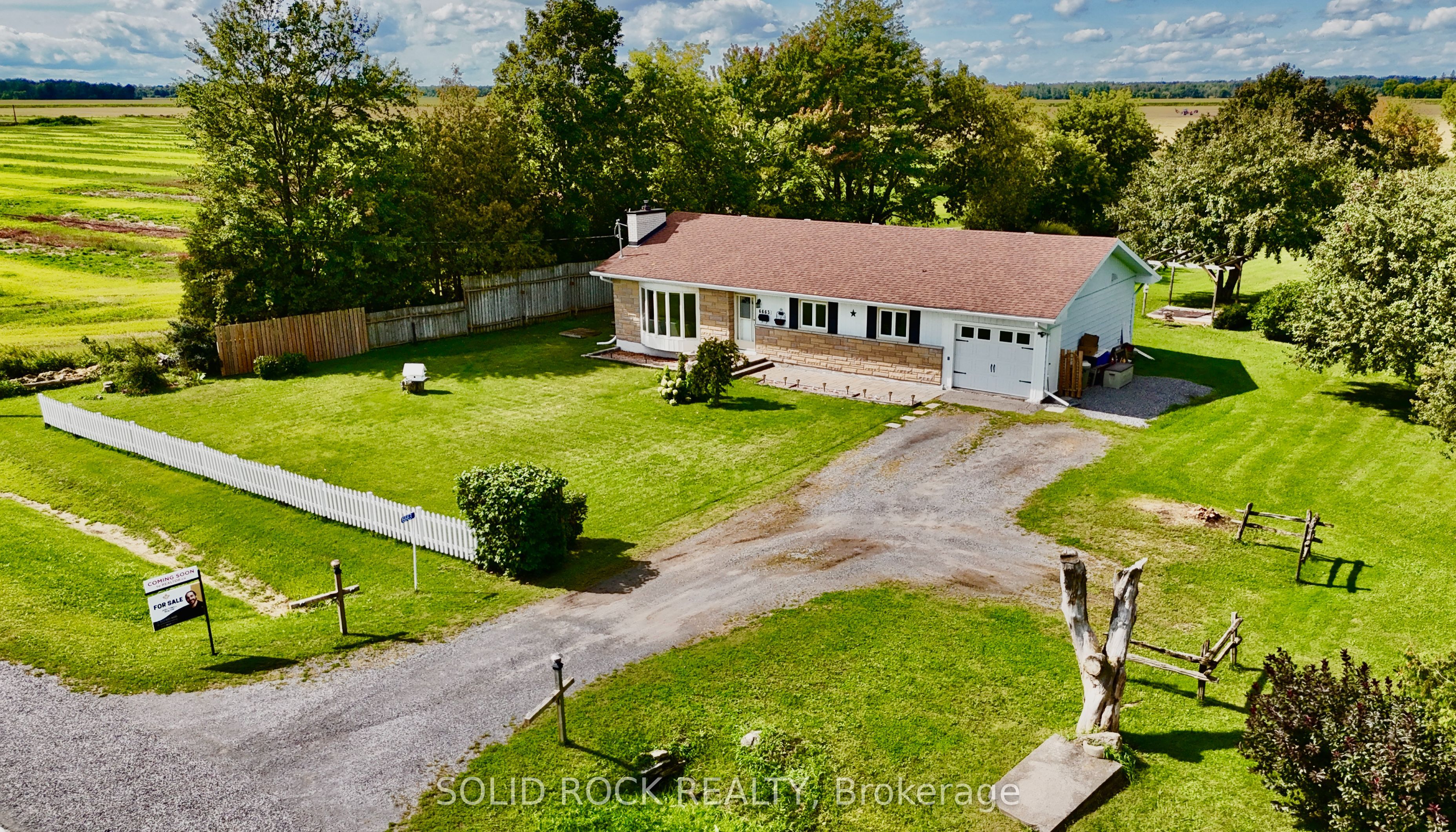 6663 Dalmeny Road E