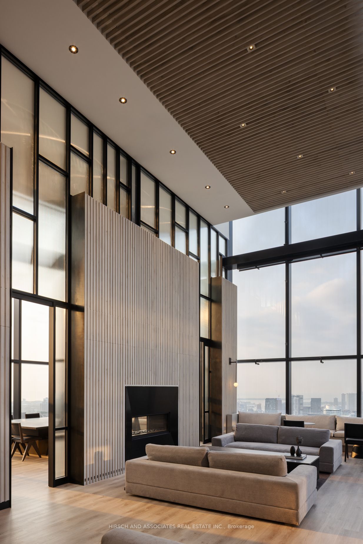 55 Charles Street E 1103