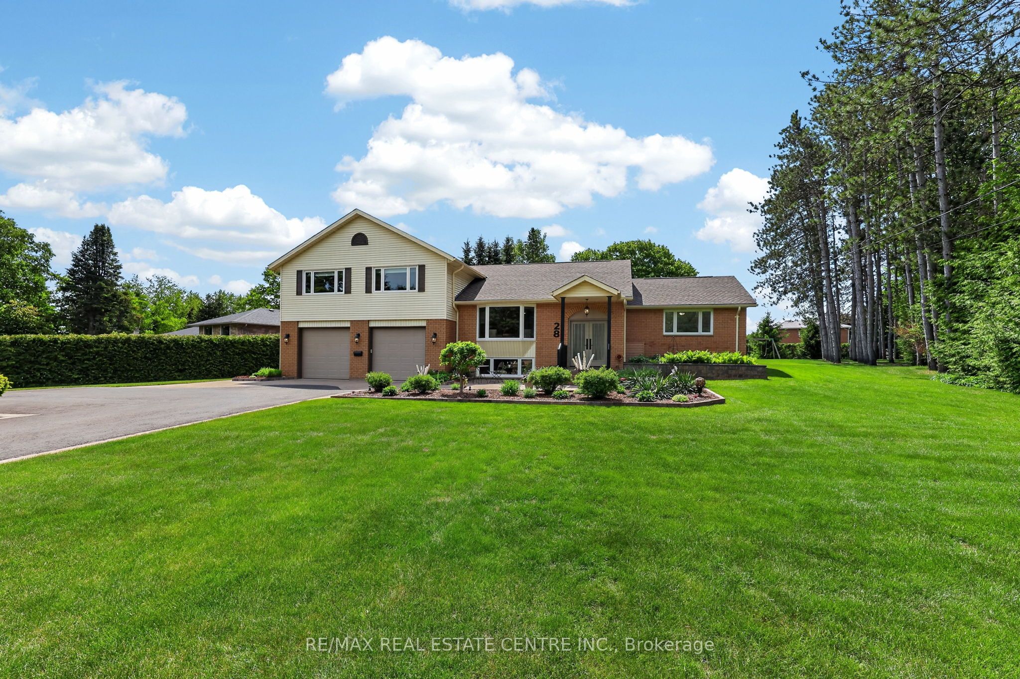 28 Starrview Crescent