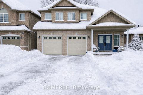117 Merivale Court Oshawa ON L1H 8S4