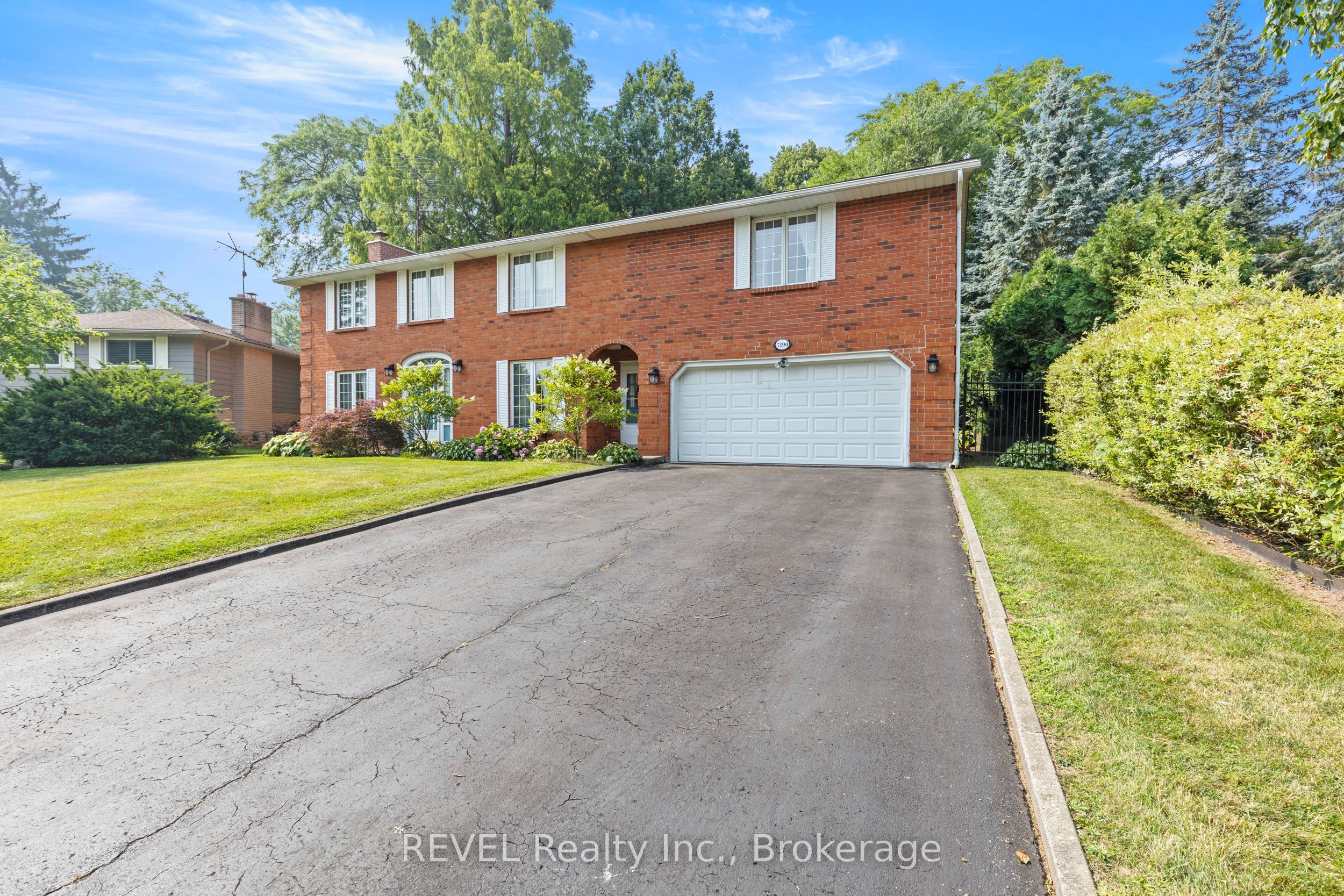 7190 Waterloo Drive