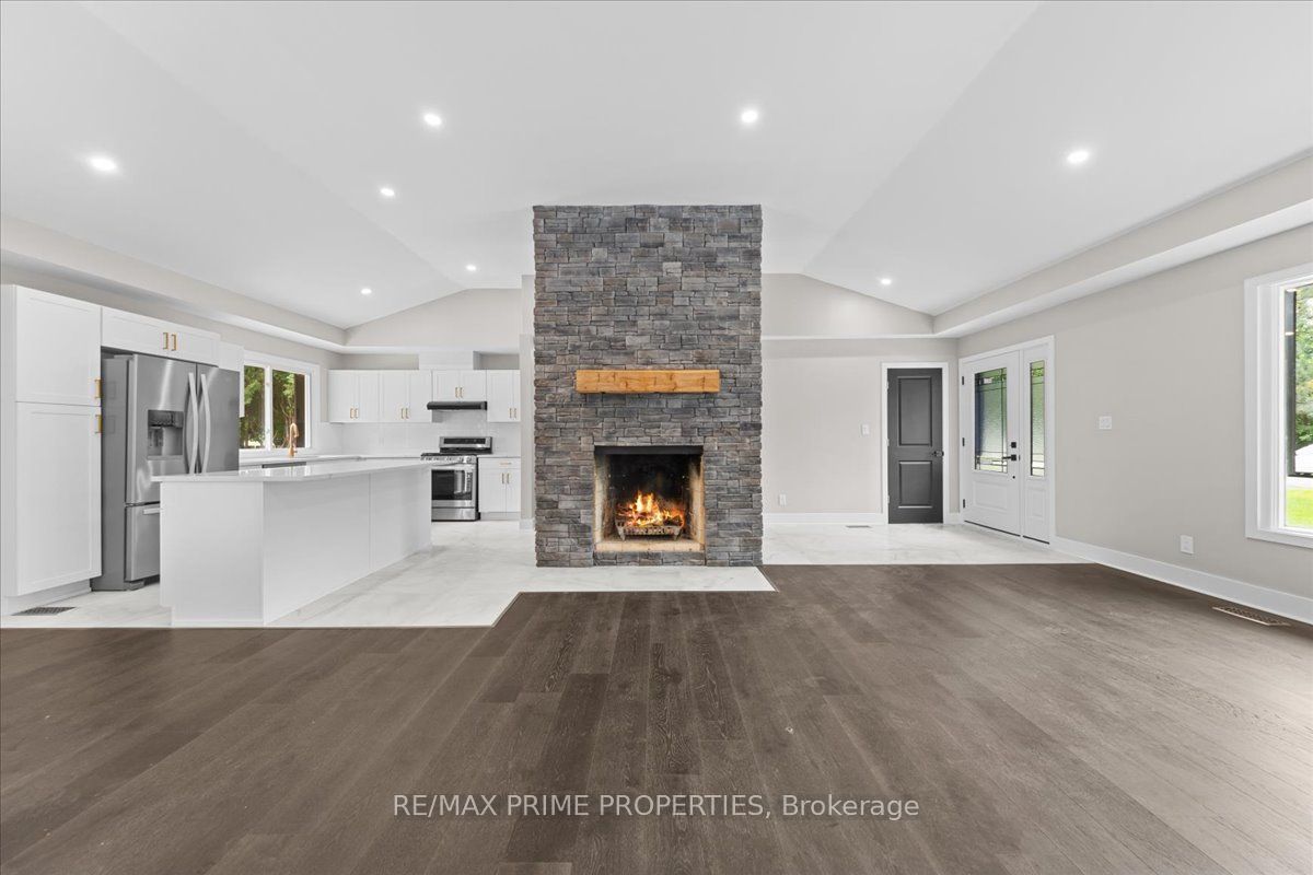 6636 Marina Drive