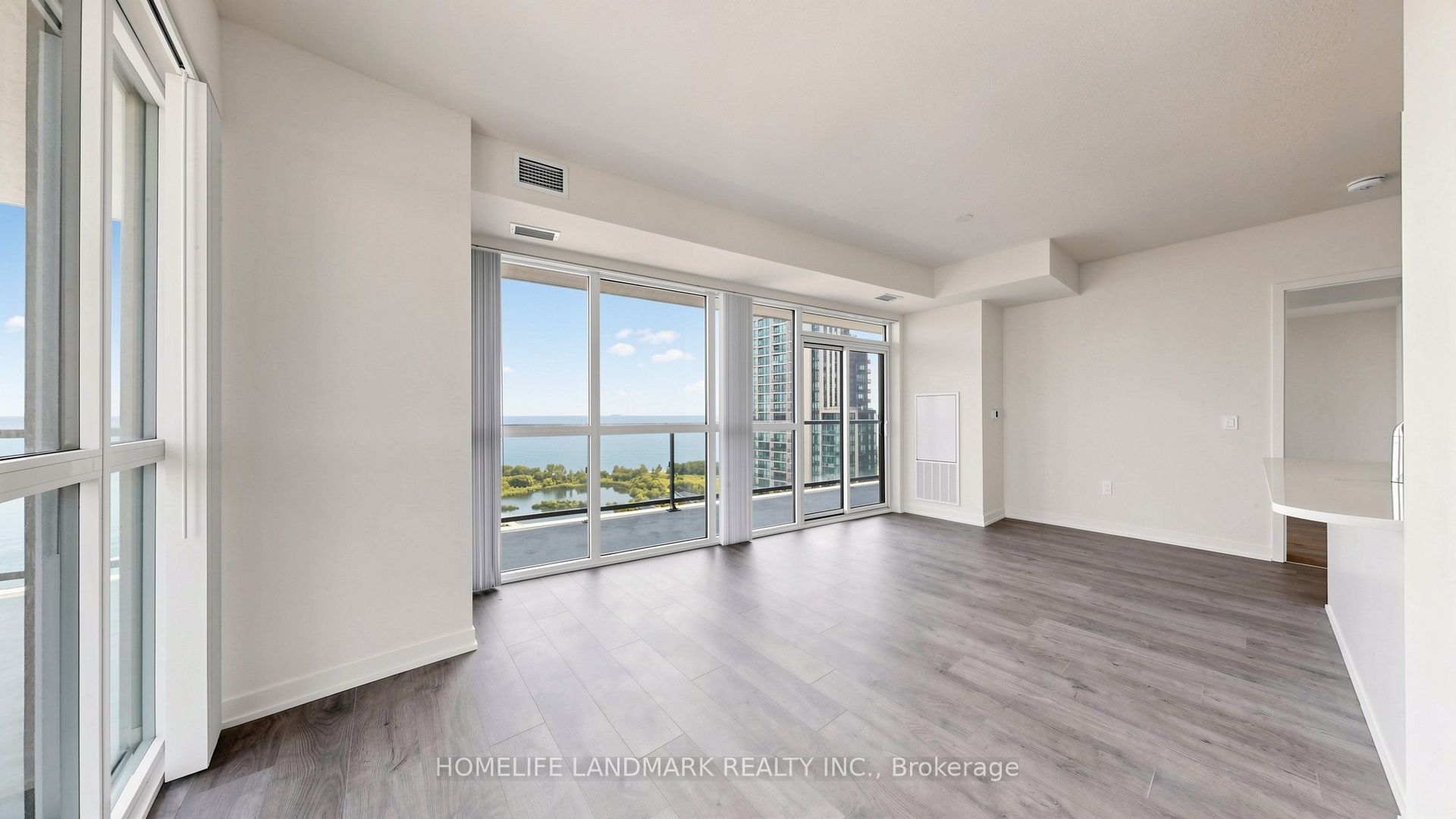 38 Annie Craig Drive 2702