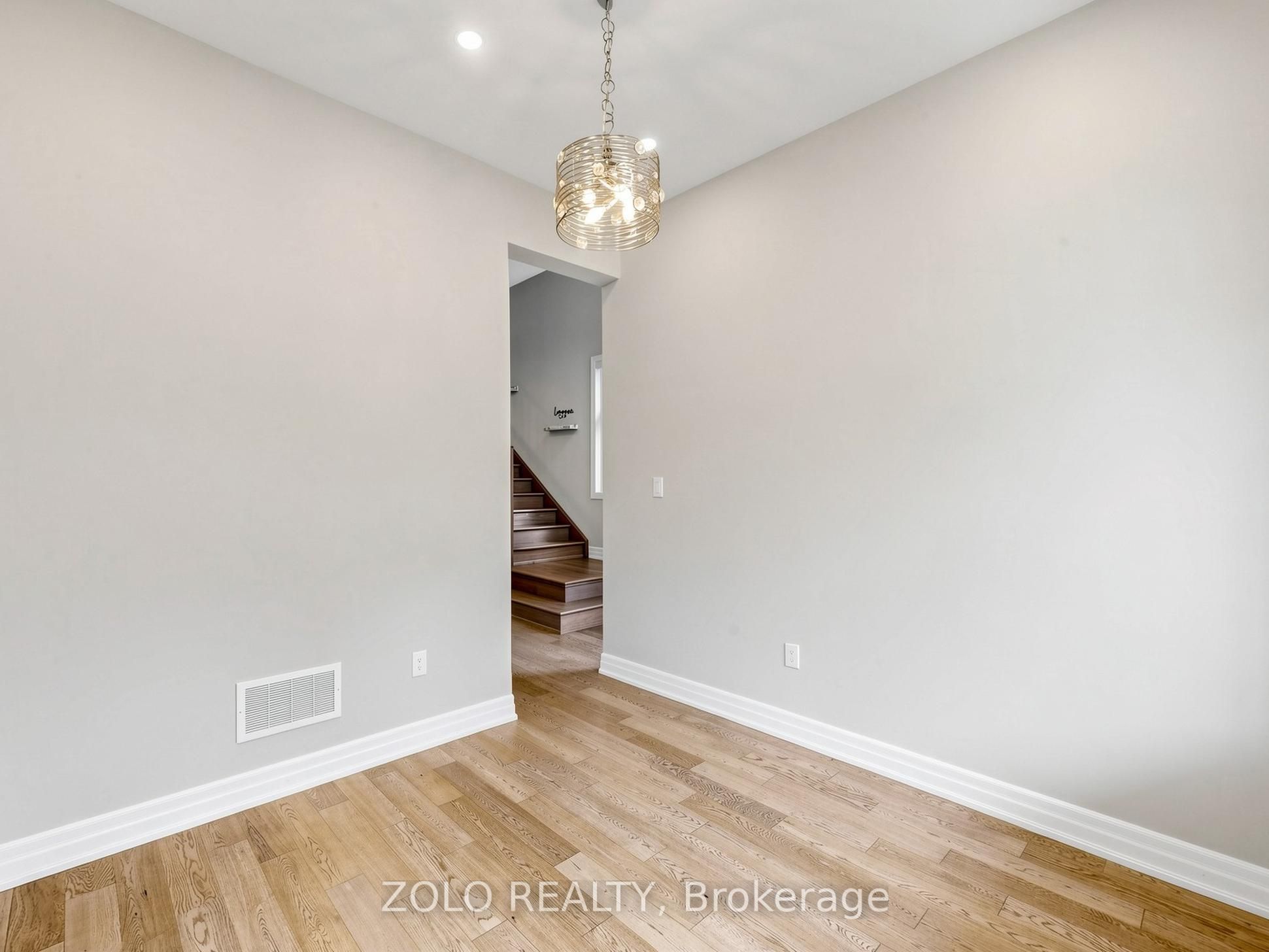 3061 William Cutmore Boulevard