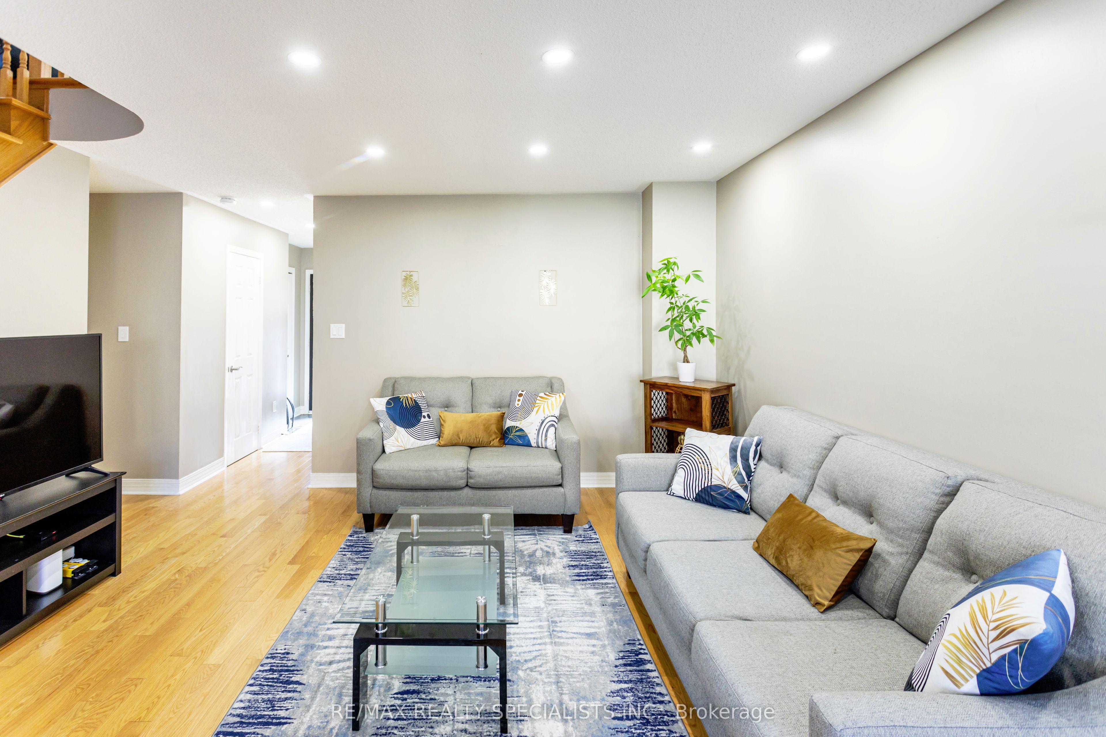 75 David Todd Avenue