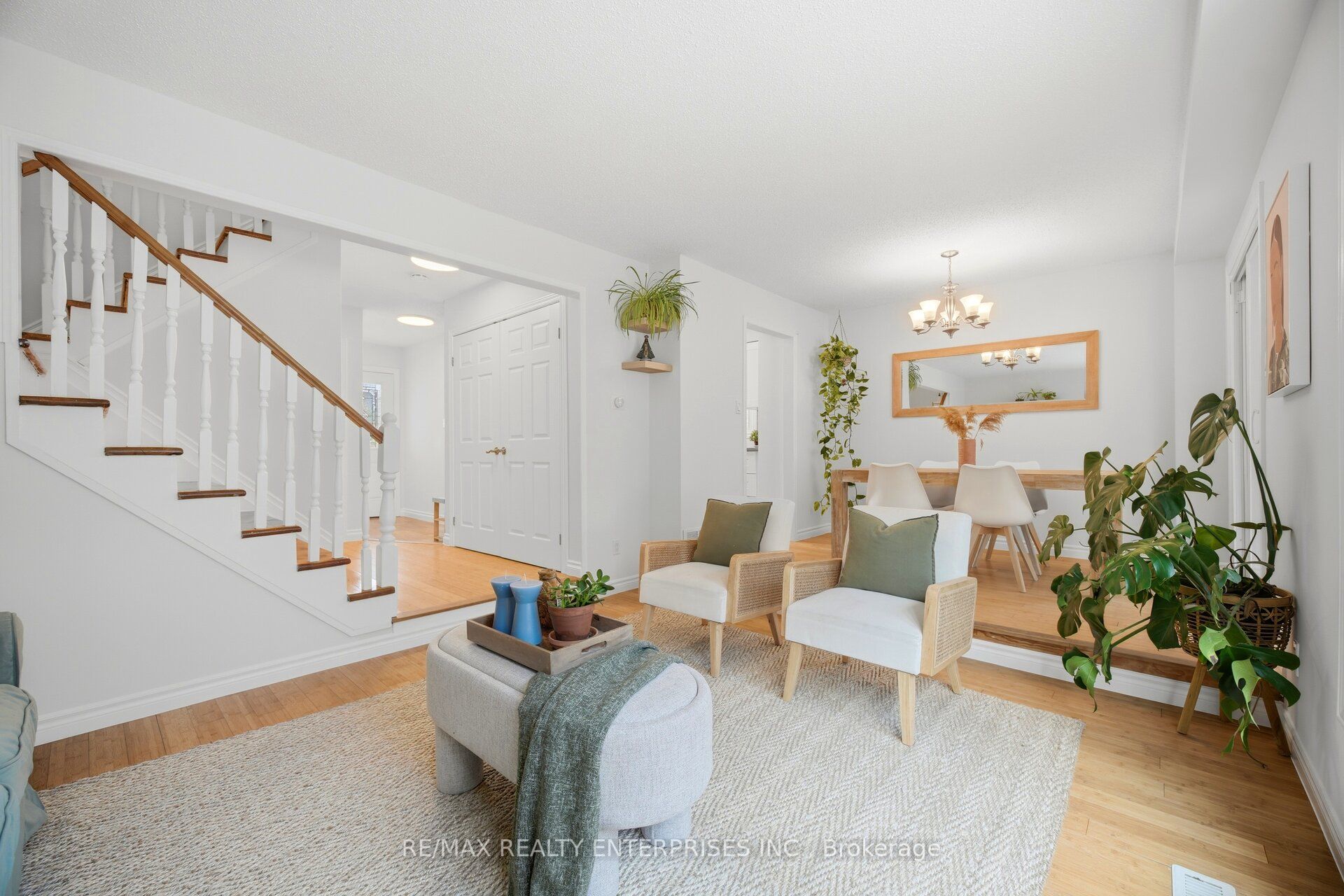 3019 Sandlewood Court