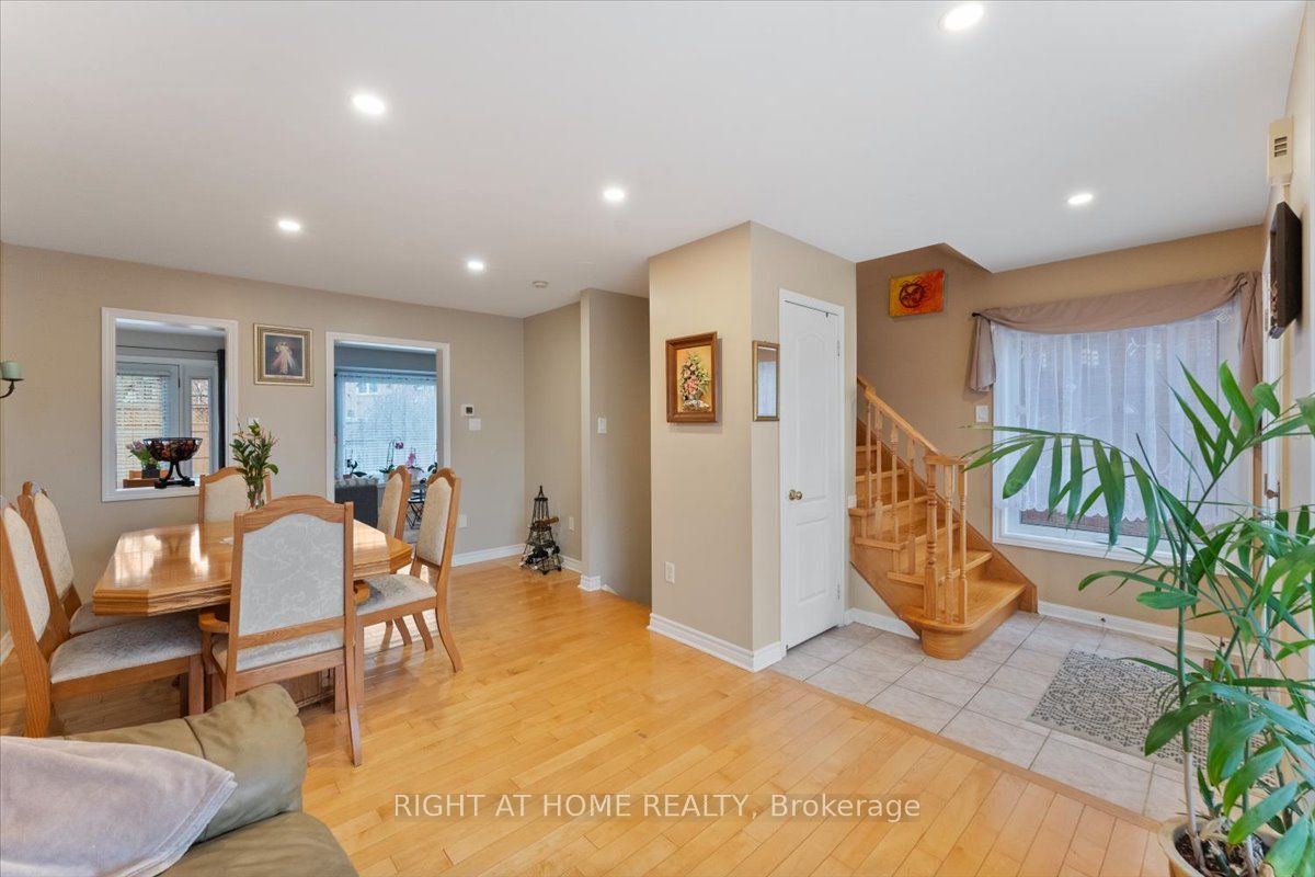2356 Proudfoot Trail