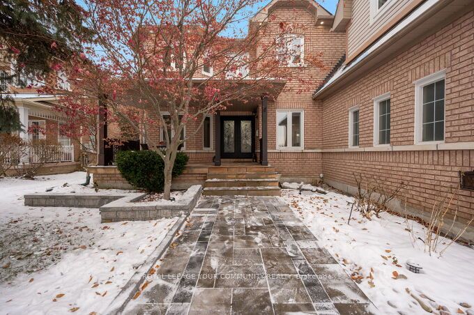 785 Quantra Crescent