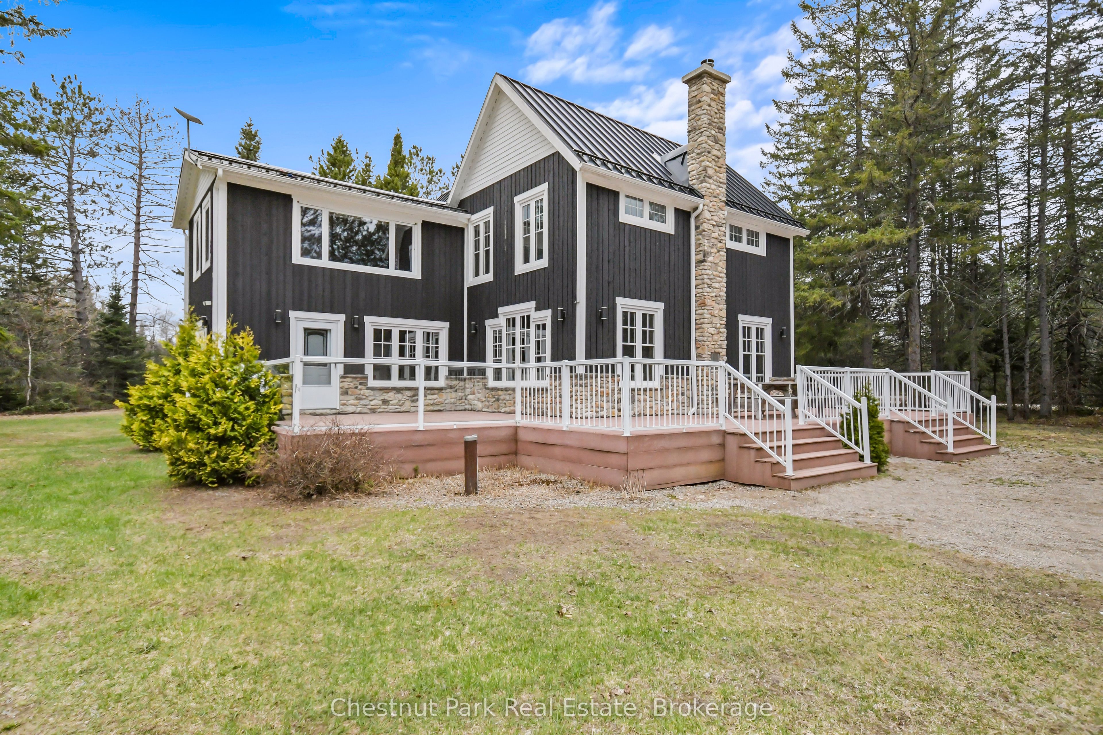 12 Emsdale Lake Road