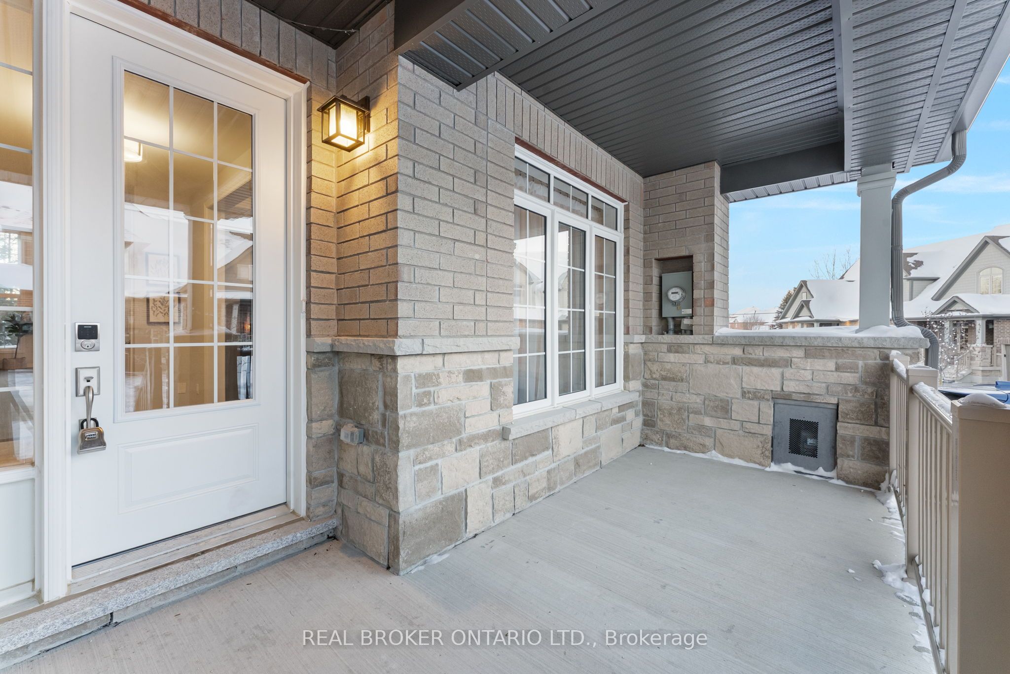 6 Howard Williams Court