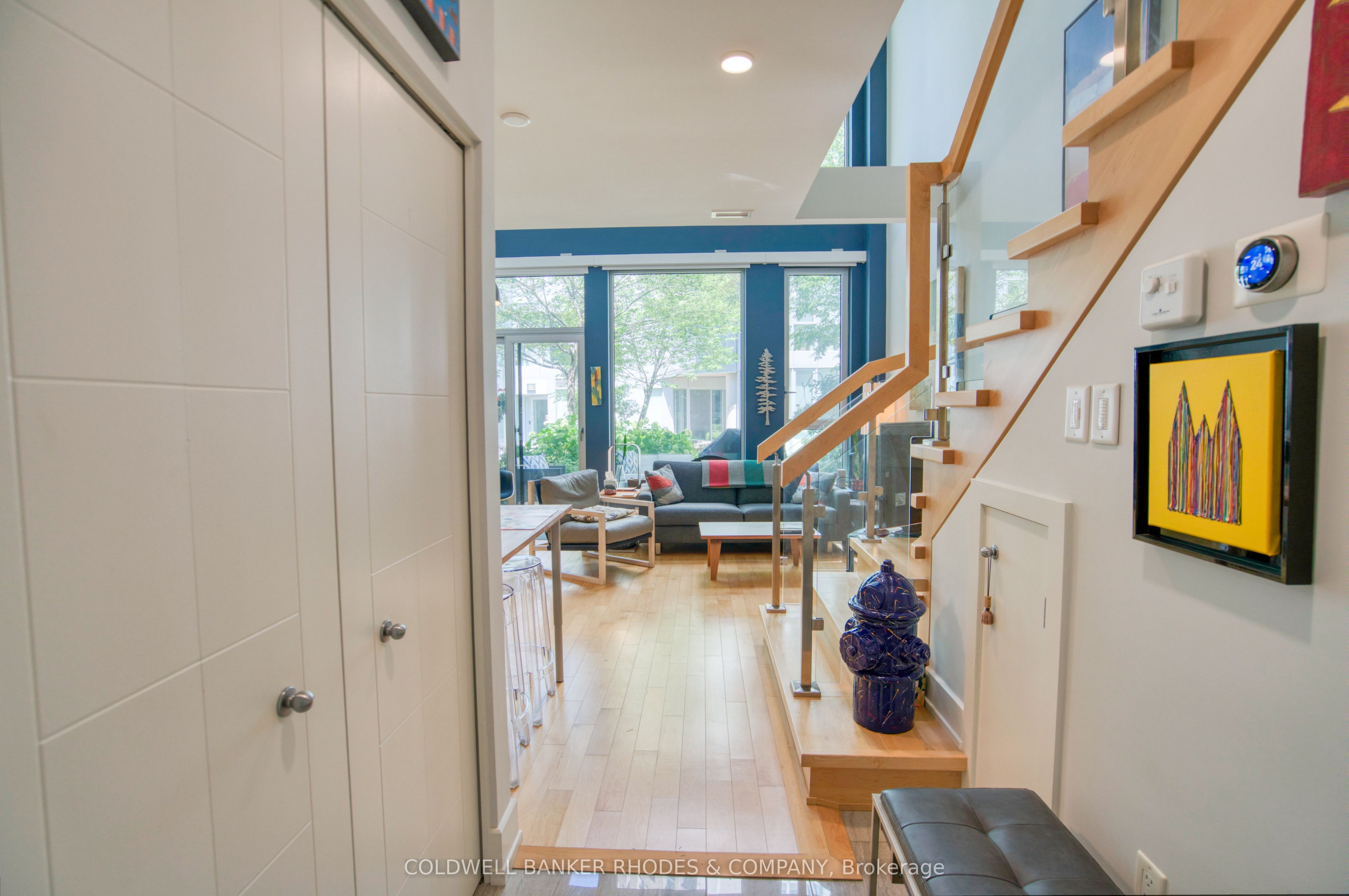197 Lisgar Street 206