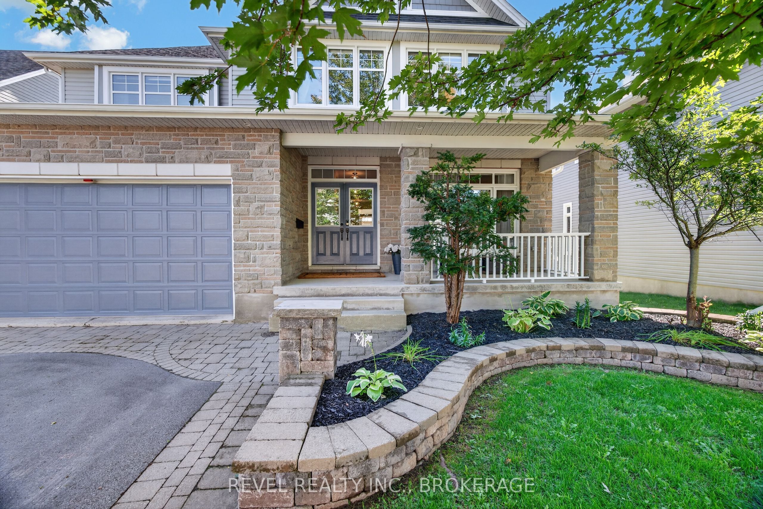 695 Fieldstone Drive