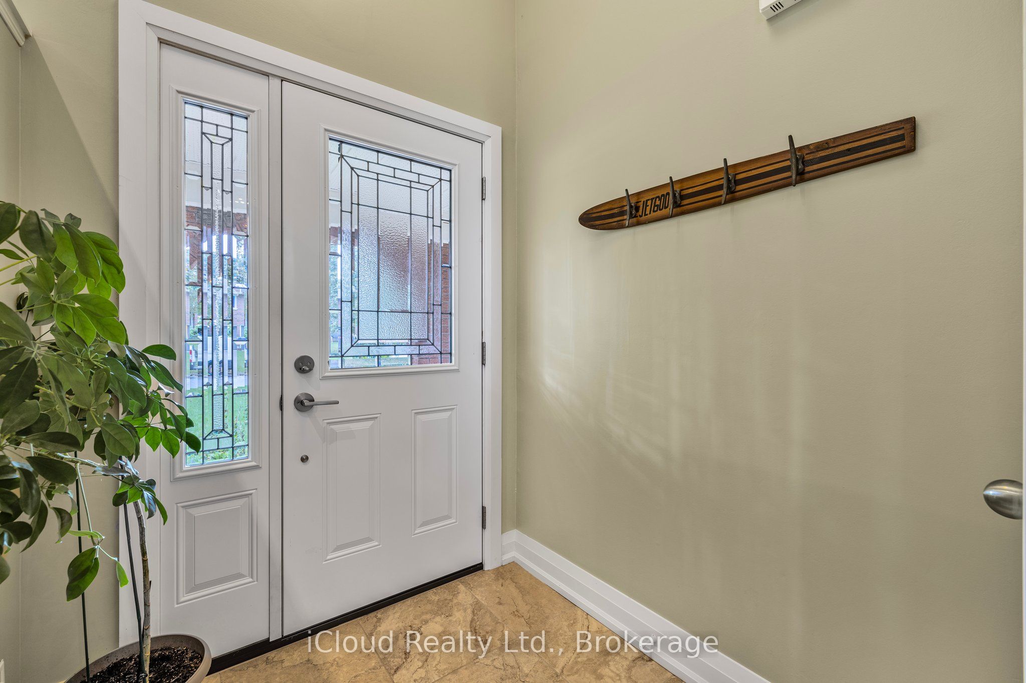 8 Glenforest Road
