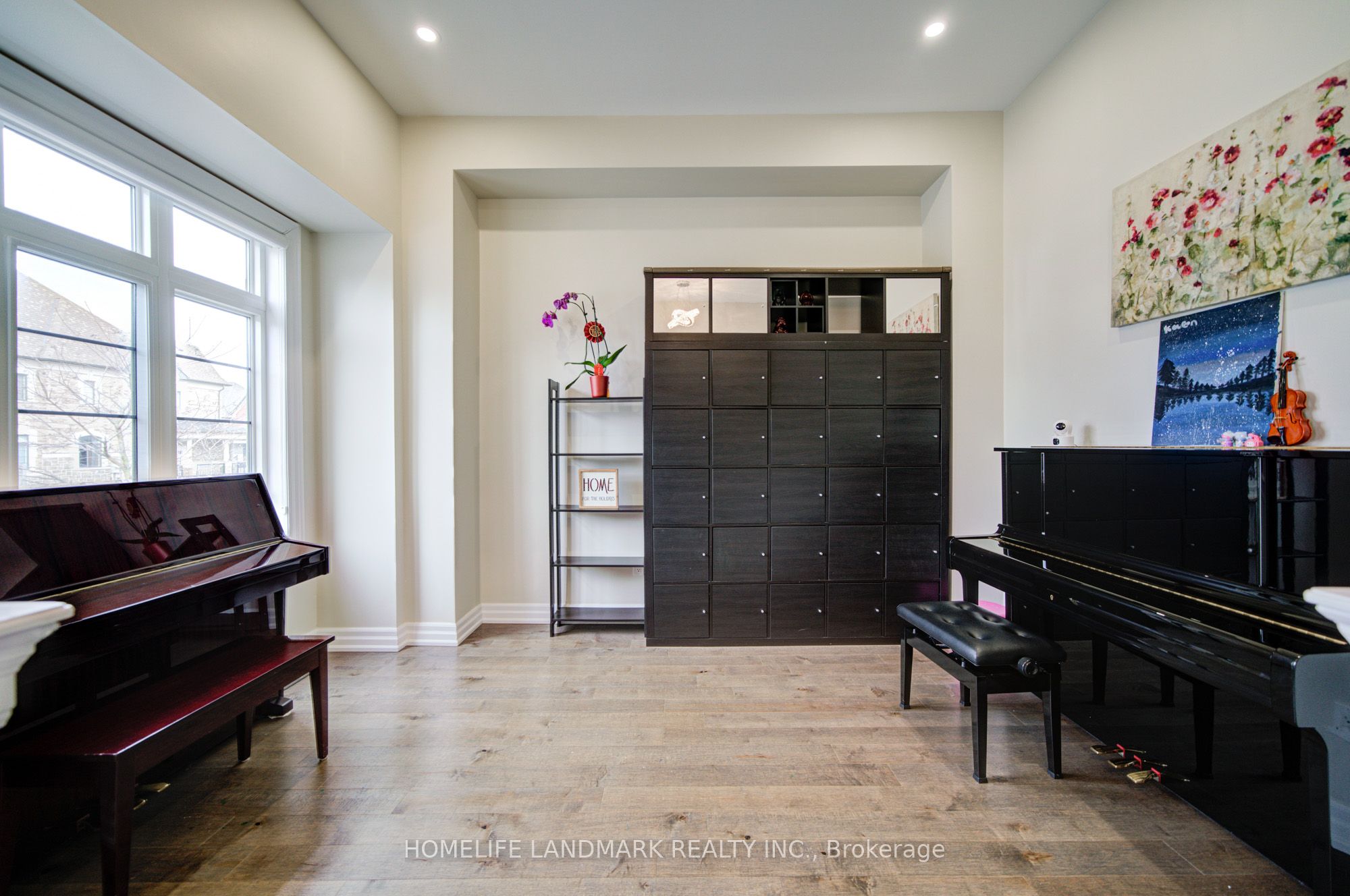 43 Mike Boshevski Court