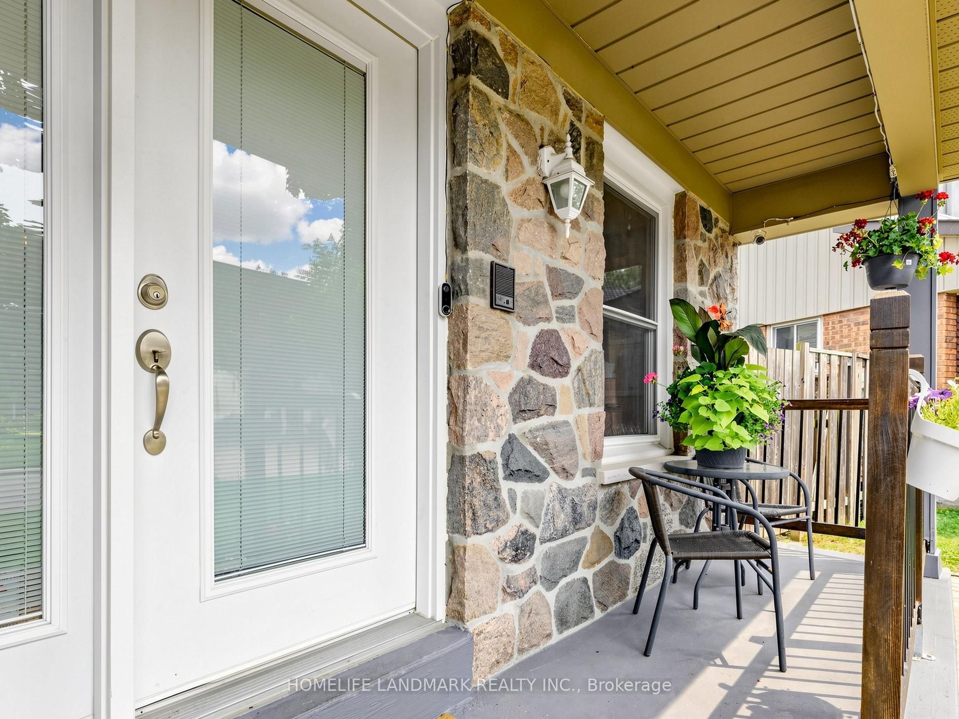 662 Merlin Court