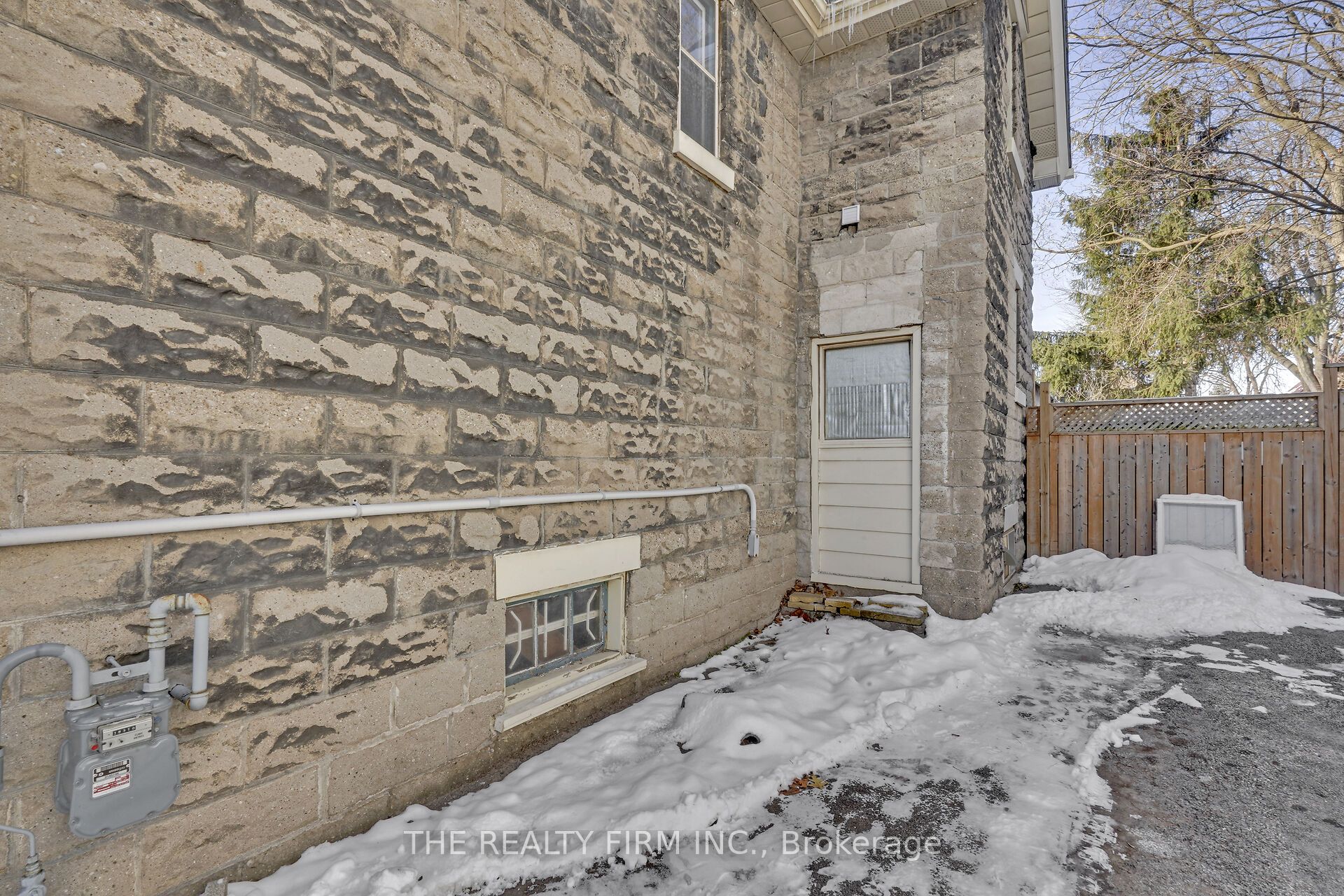 924 Princess Avenue