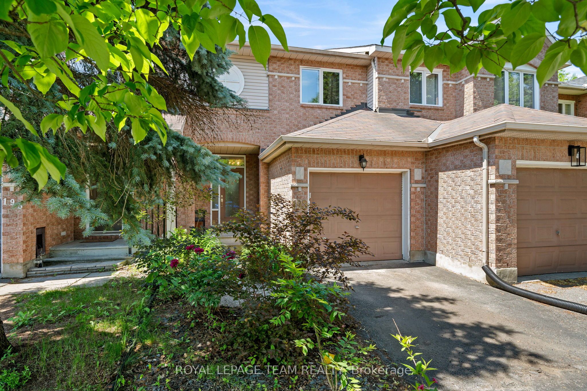 193 Thornbury Crescent