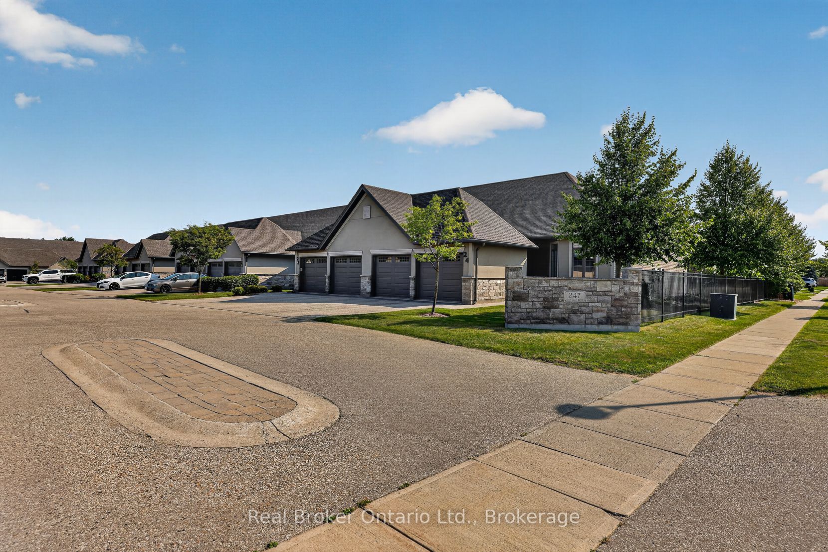 247 Munnoch Boulevard 24