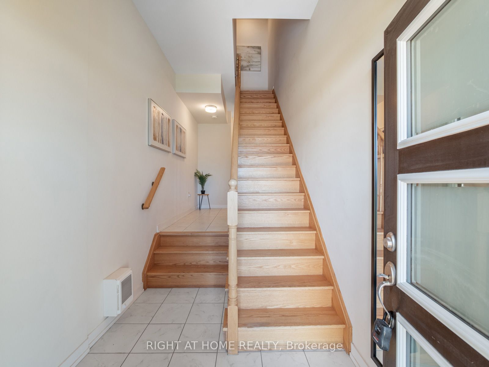 2550 Castlegate Crossing 403